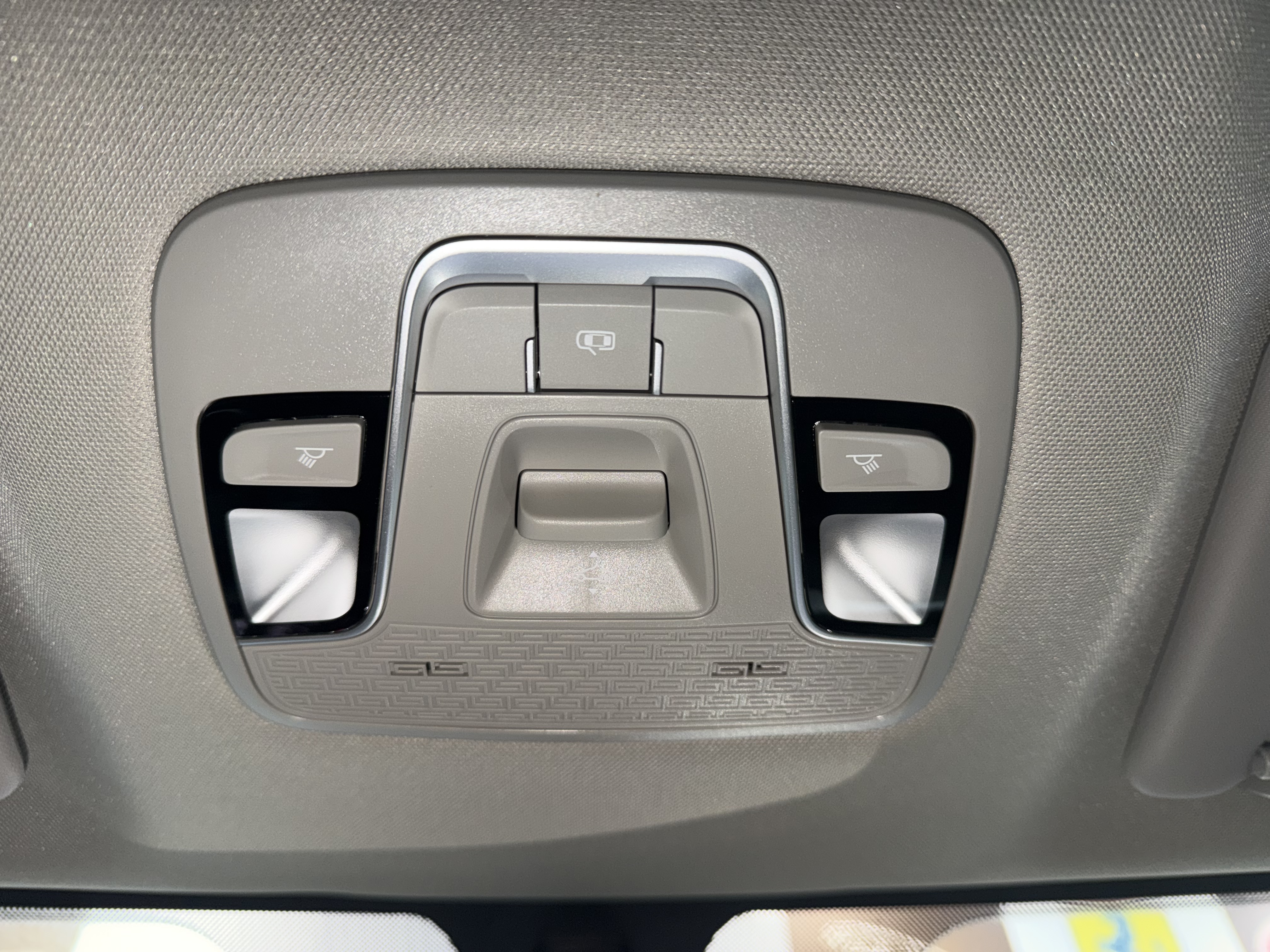 GEELY Coolray 2023 car image #15
