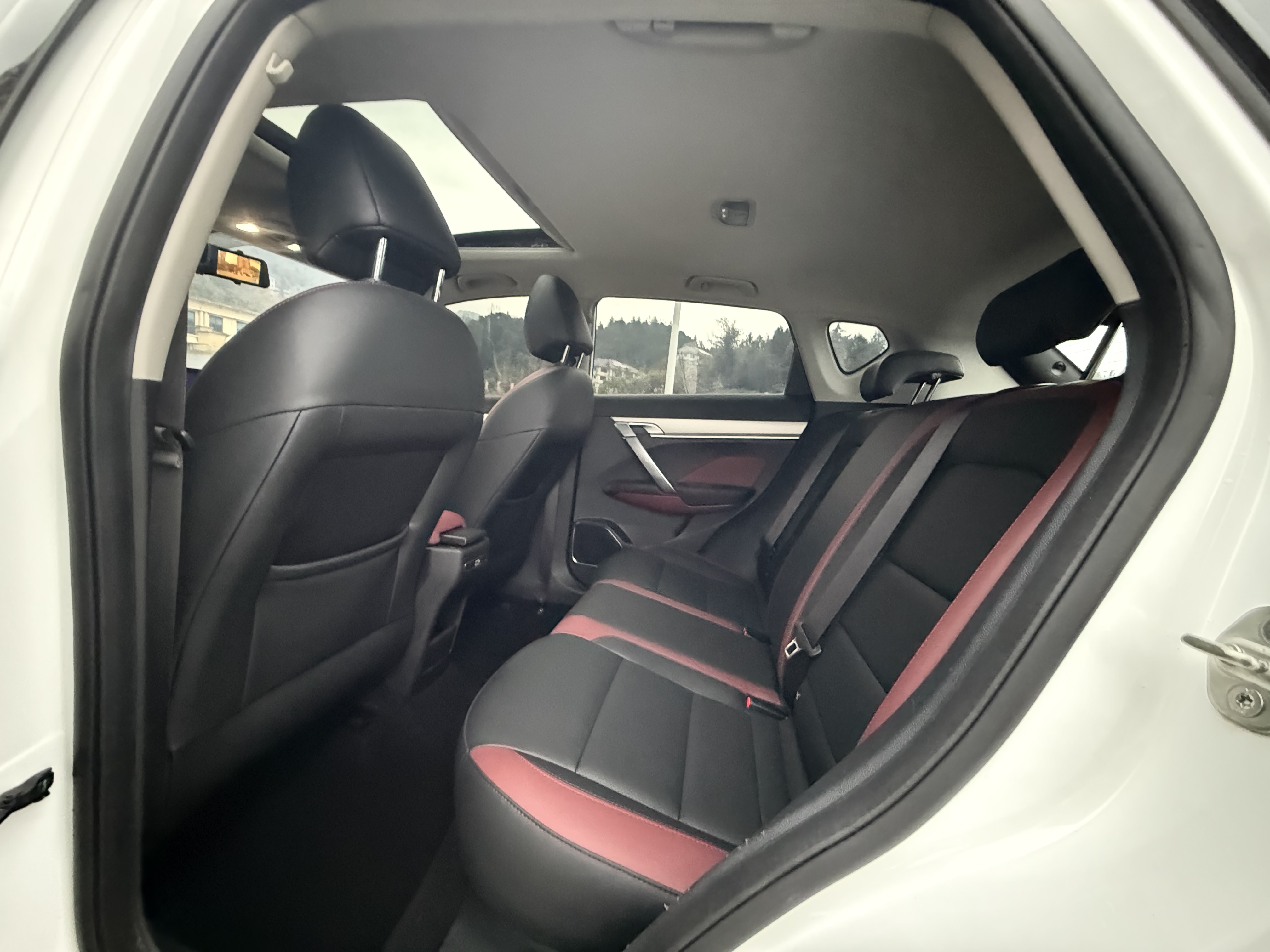 GEELY Coolray 2022 immagine di auto #15