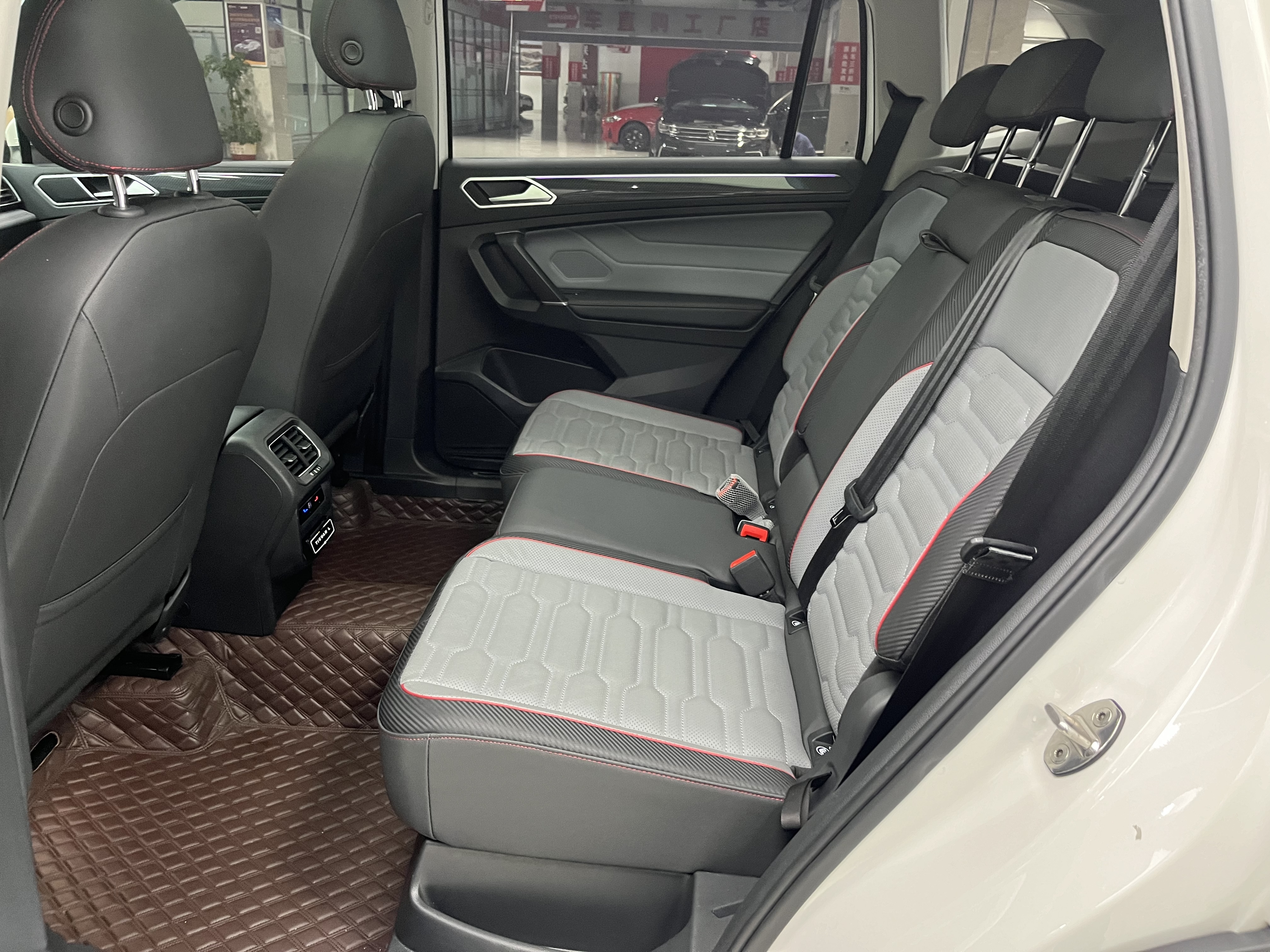 Volkswagen Tiguan L New Energy 2022 car image #15