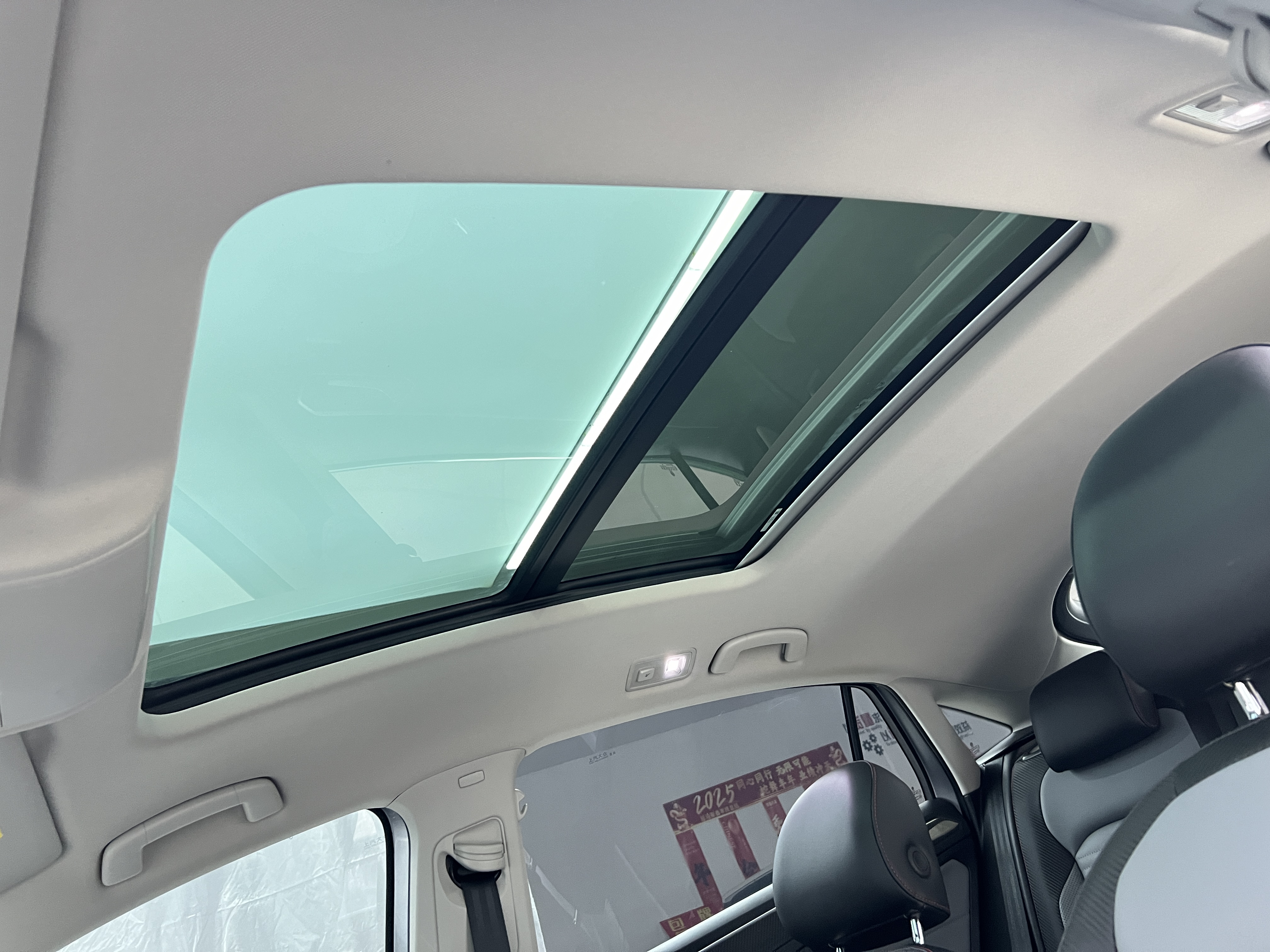 Volkswagen Tiguan X 2021 car image #15