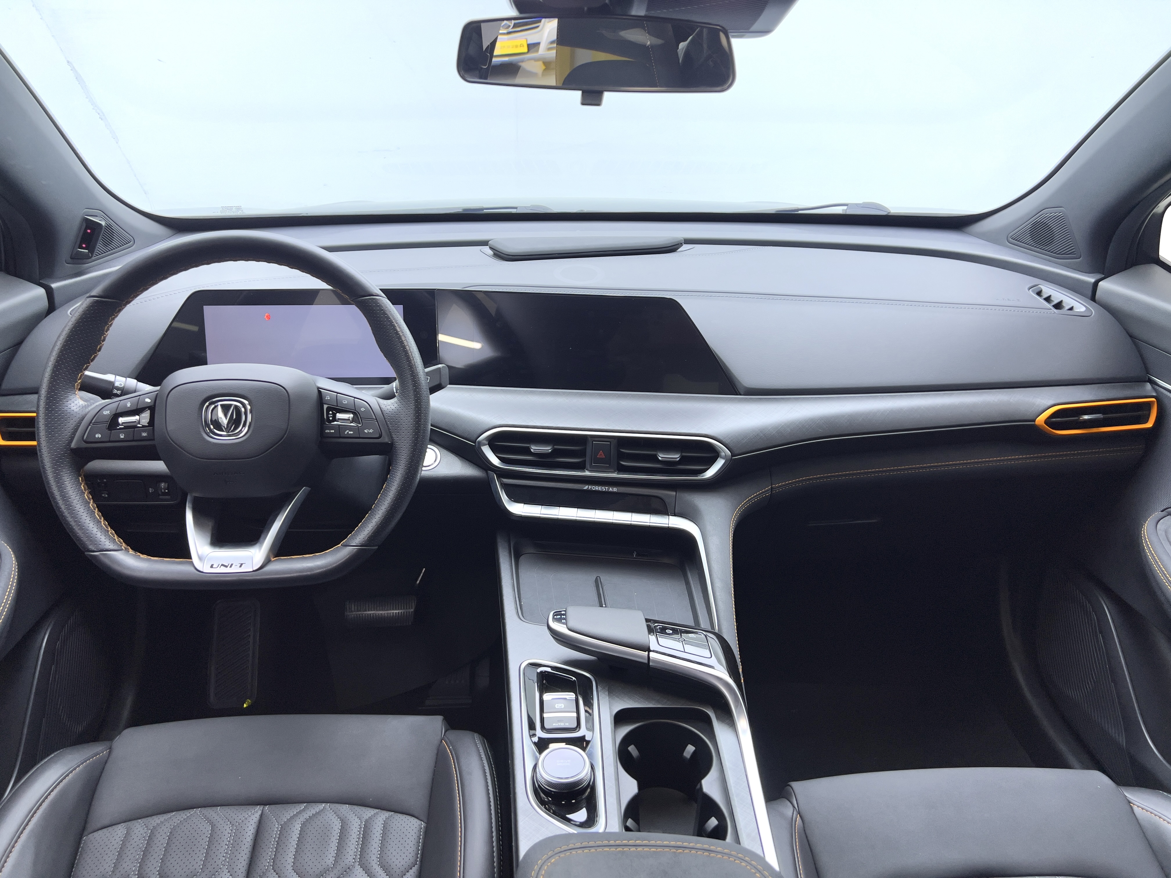 Changan UNI-T 2022 صورة سيارة #15