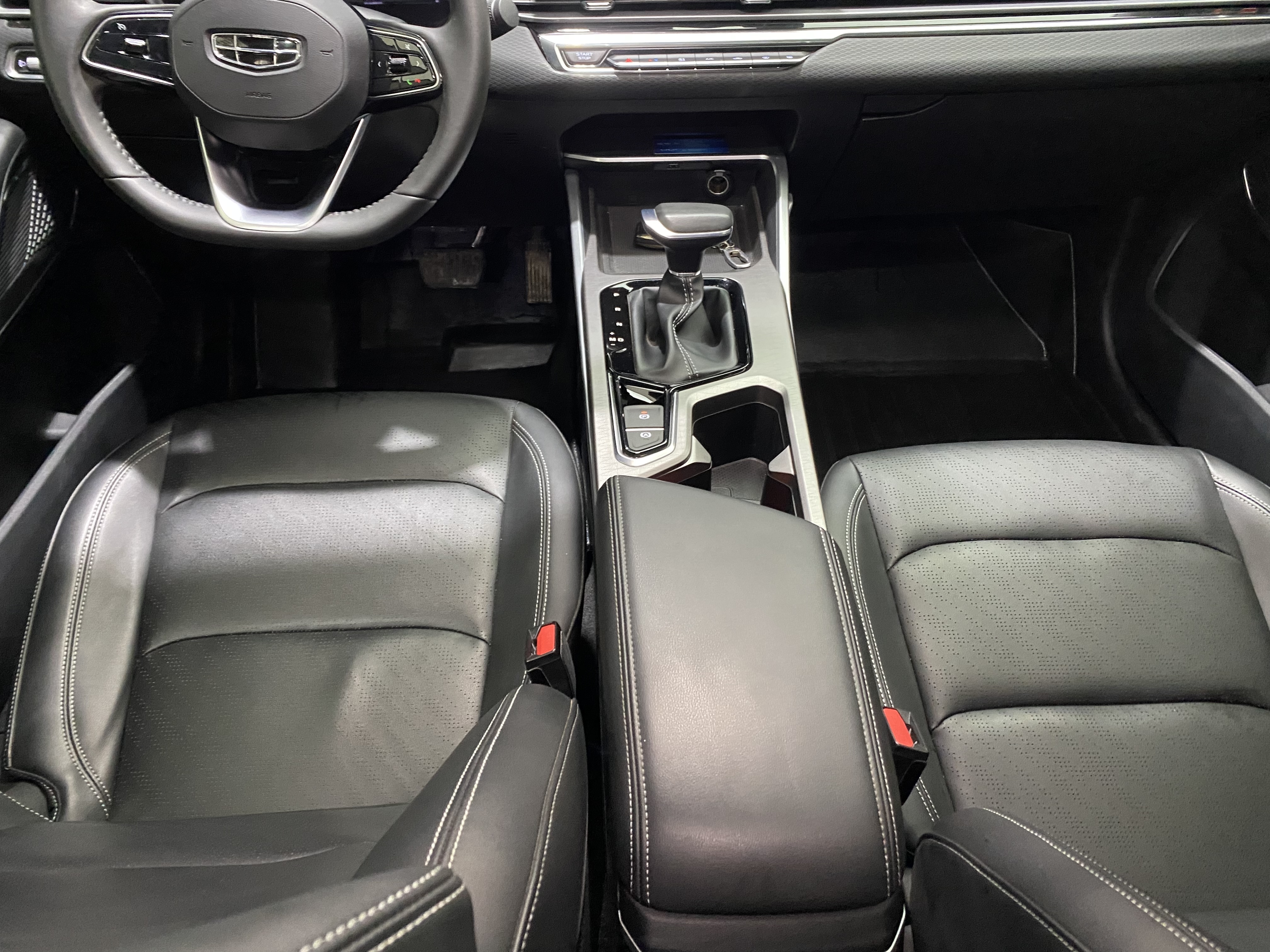 Emgrand 2023 car image #15