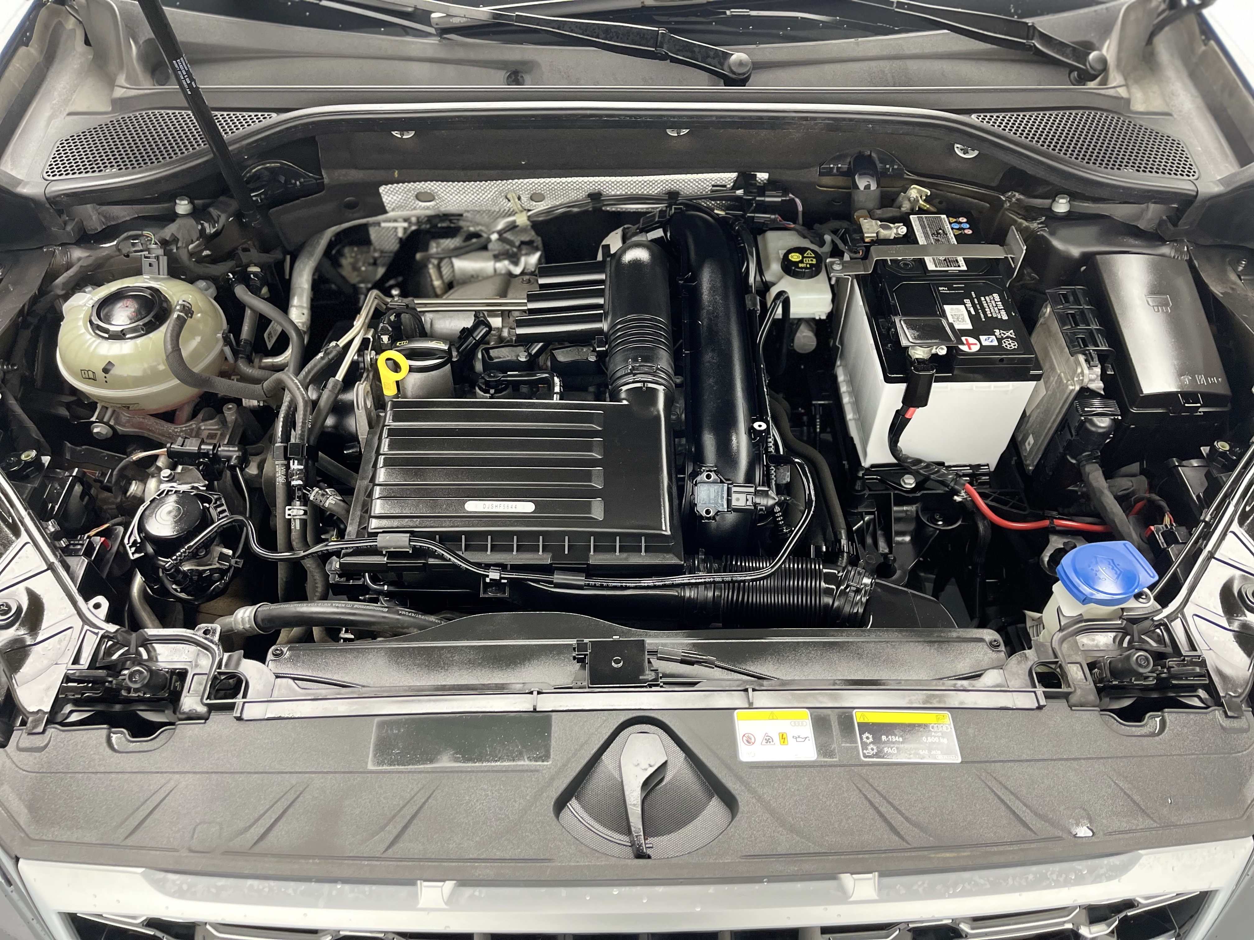 Q2L 2022 car image #15