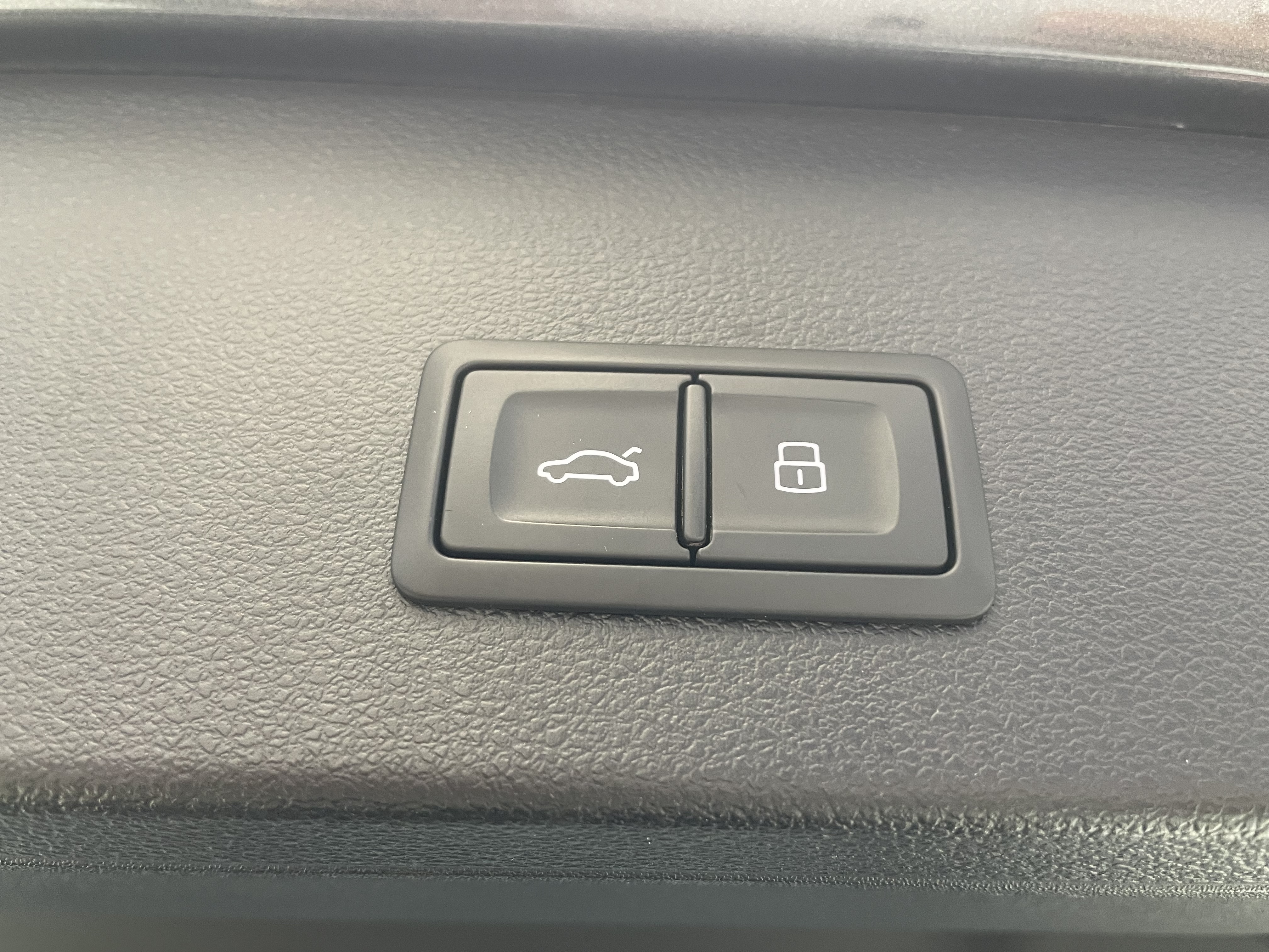Q2L 2023 #15 Q2L 2023 car image #15