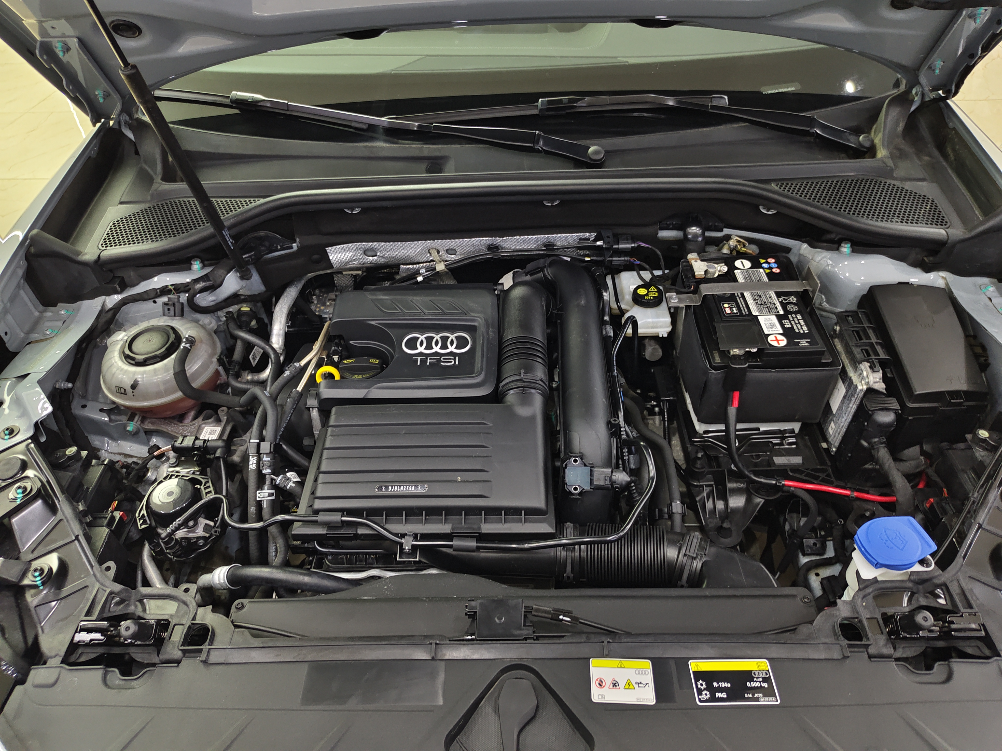 Q2L 2023 car image #15