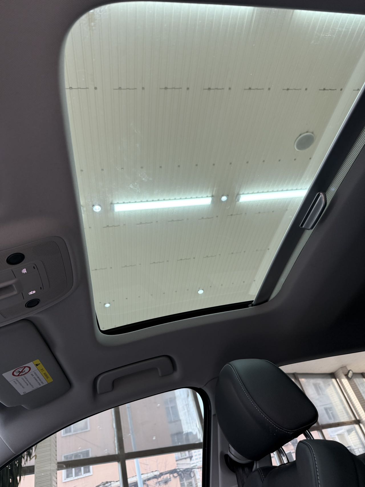 Q2L 2022 car image #15
