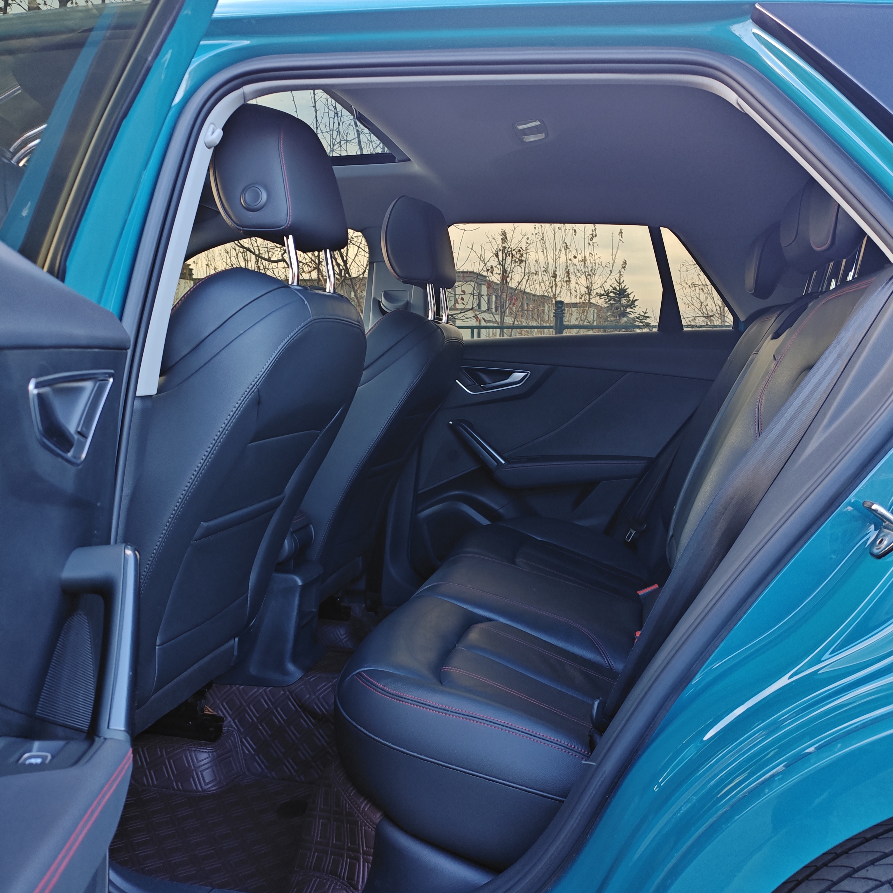 Q2L 2023 car image #15
