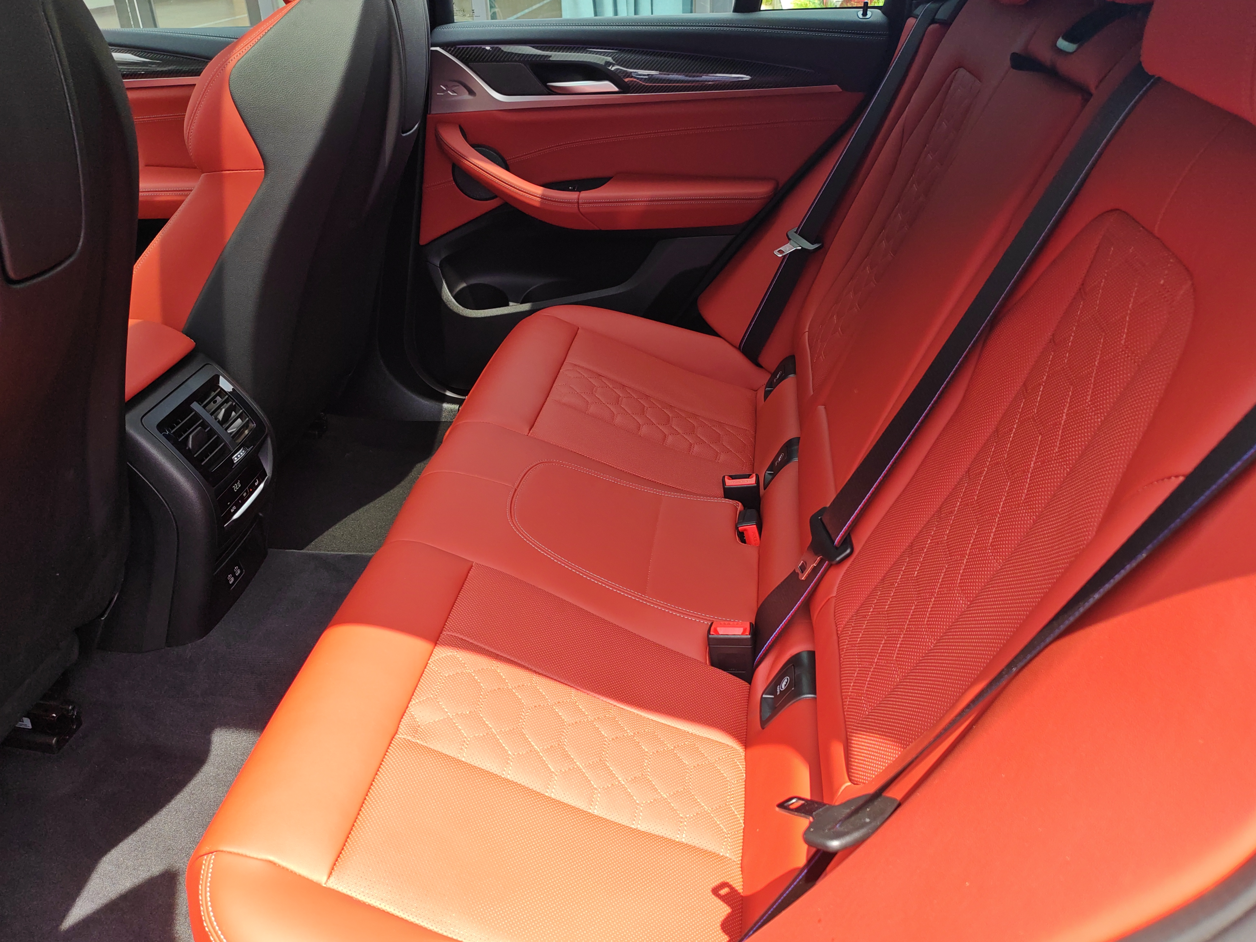 BMW X4 M 2024 #15 BMW X4 M 2024 car image #15