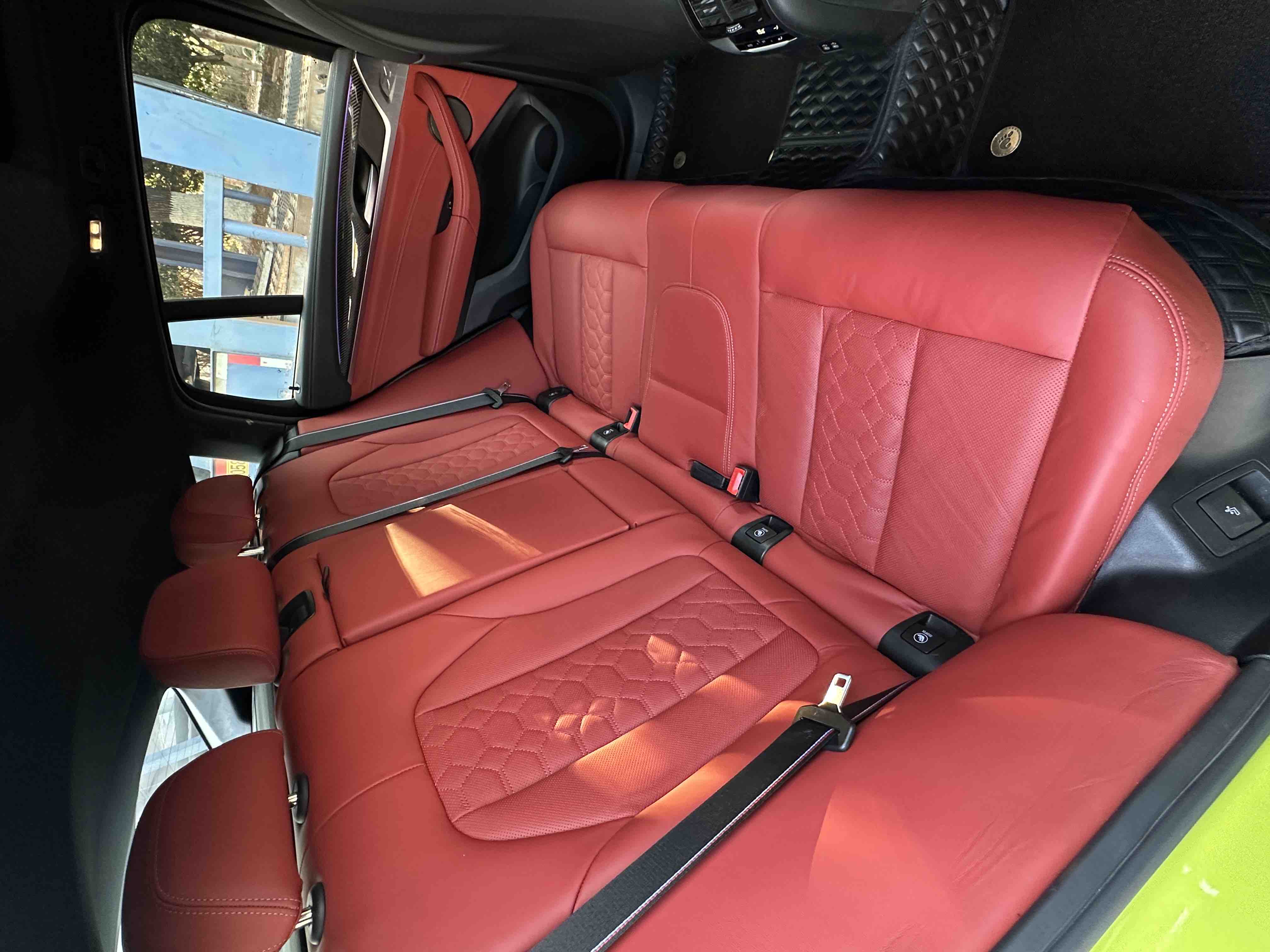 BMW X4 M 2024 صورة سيارة #15