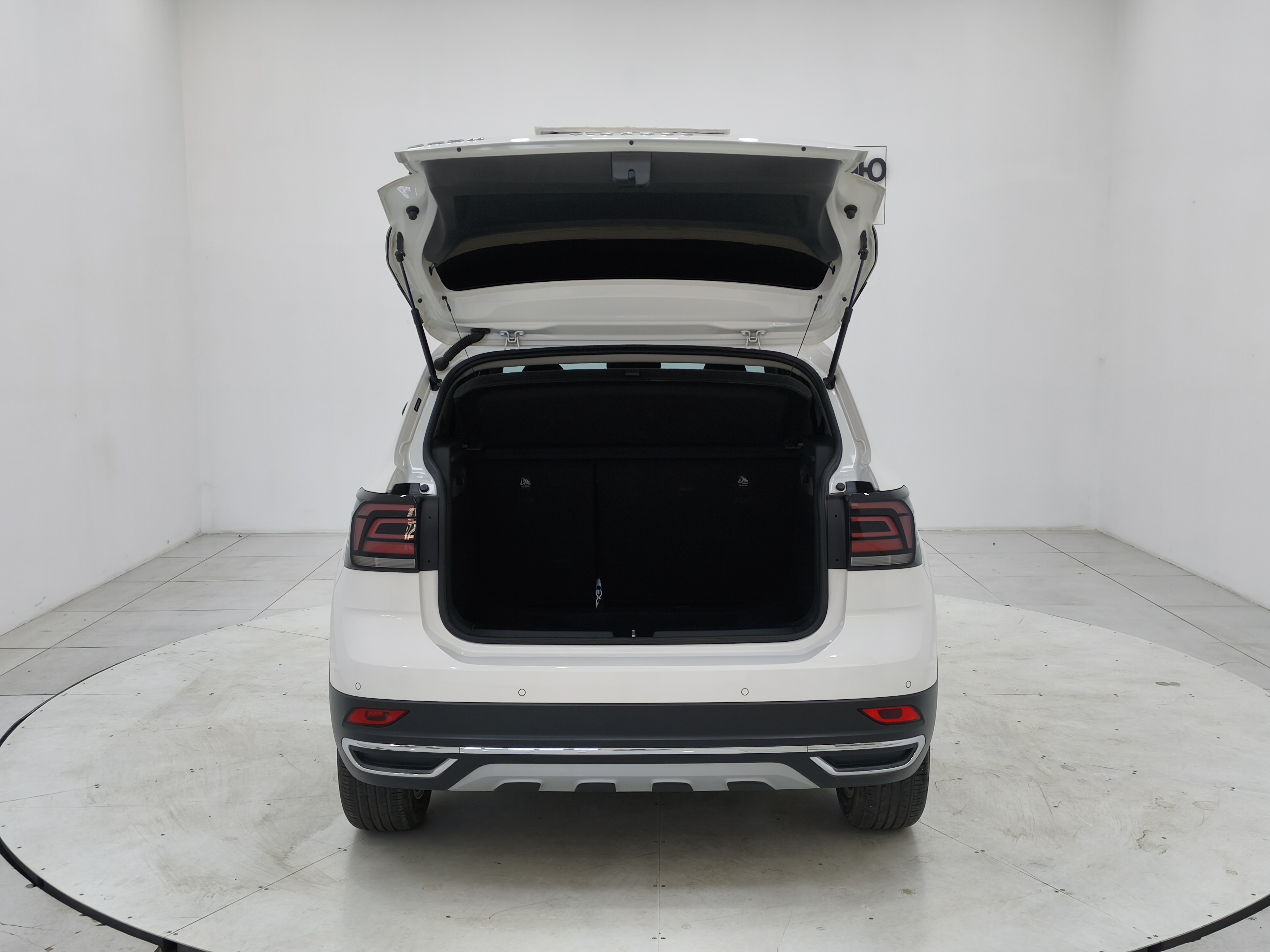 Volkswagen T-Cross 2022 car image #15