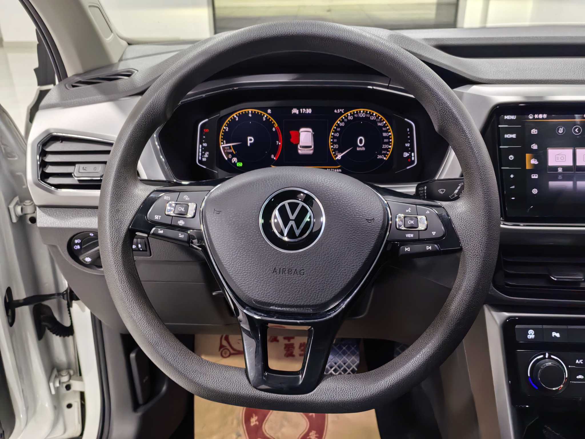 Volkswagen T-Cross 2022 #15 Volkswagen T-Cross 2022 car image #15