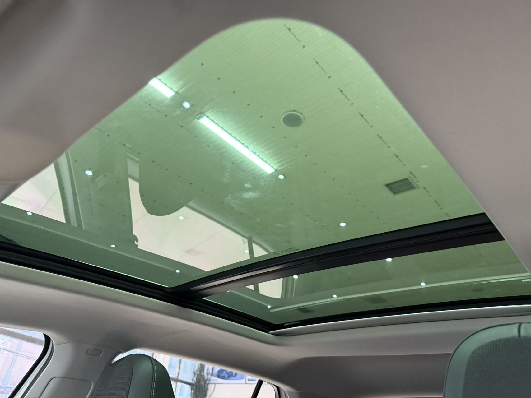 Volkswagen T-Cross 2022 car image #15