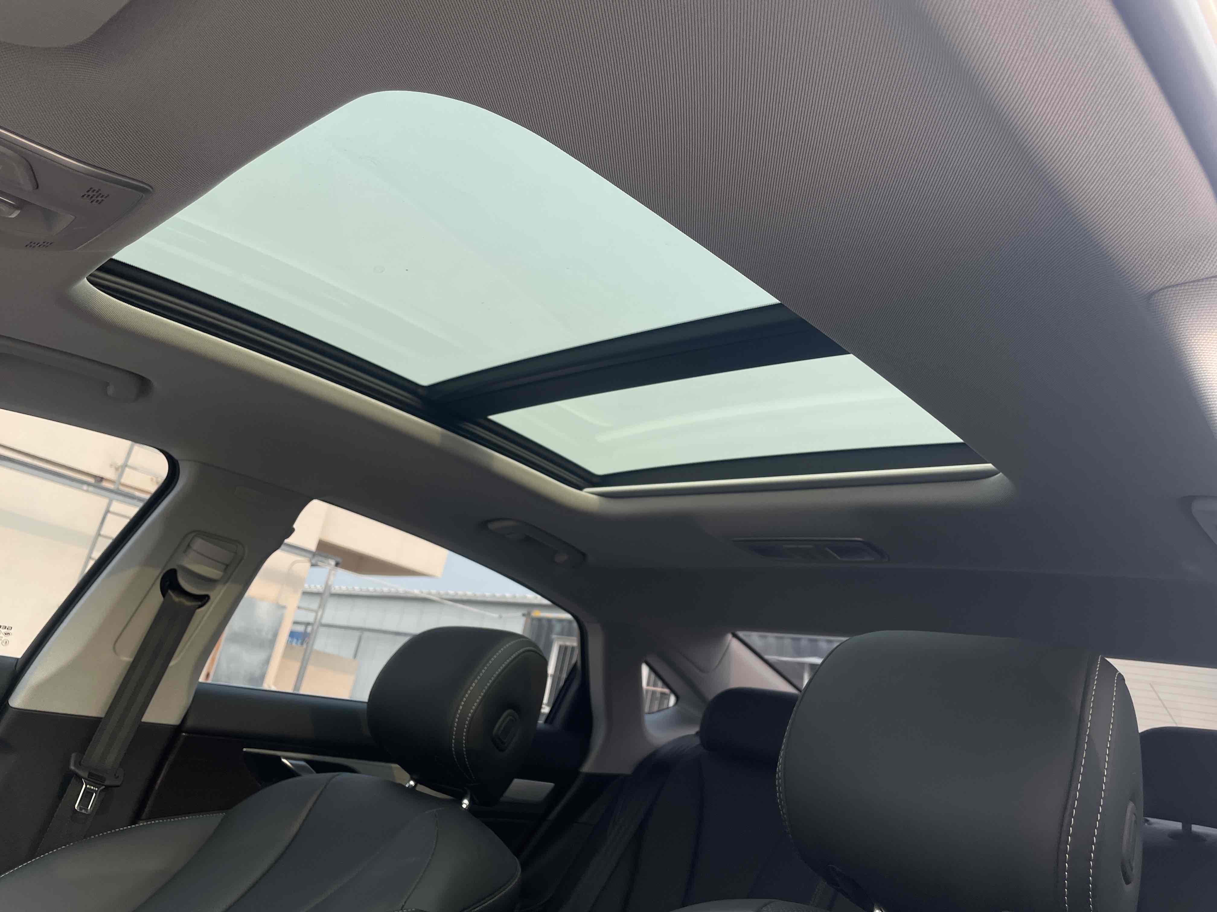 GEELY Ulion New Energy 2021 #15 GEELY Ulion New Energy 2021 car image #15