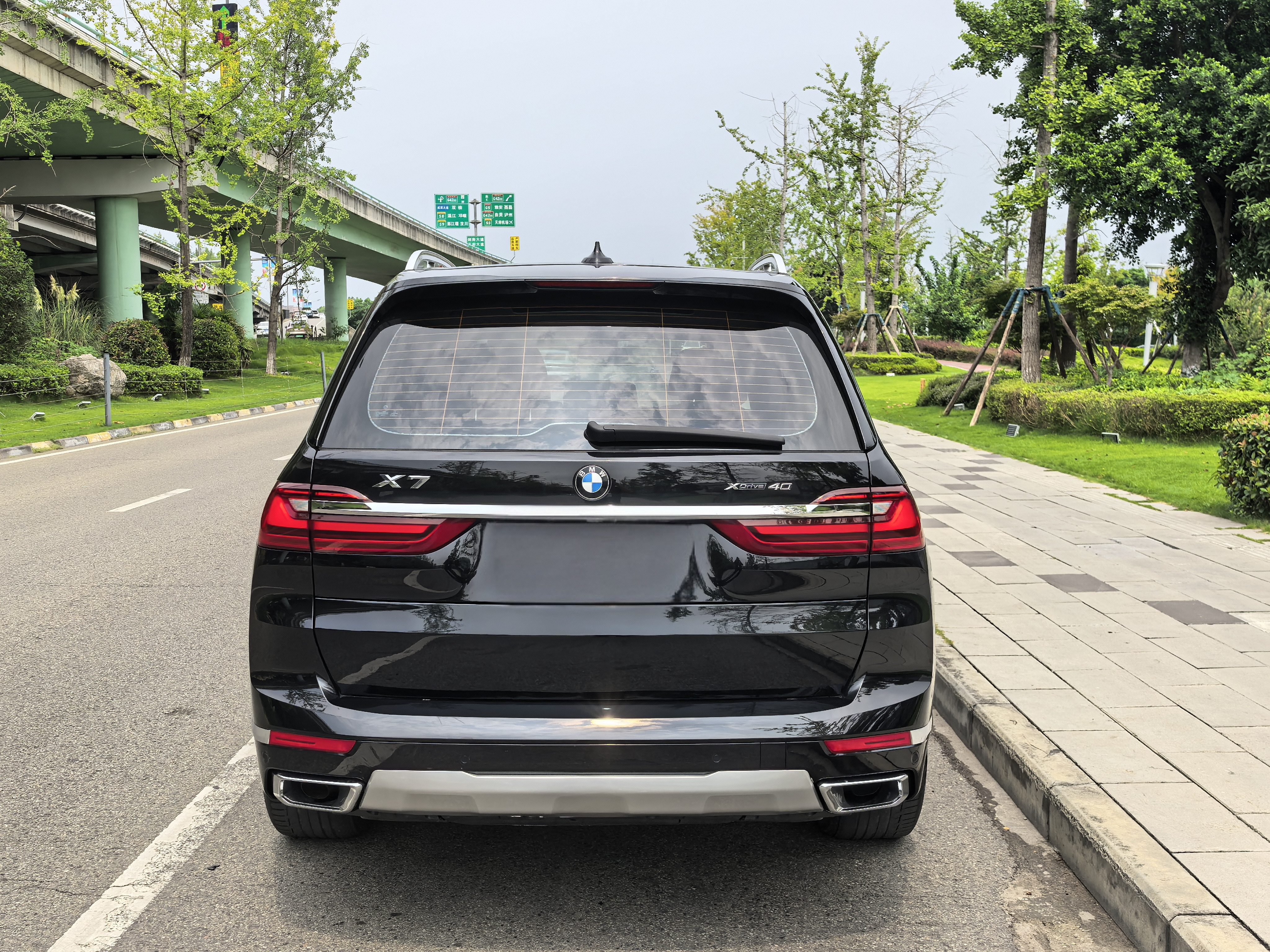 BMW X7 M60i 2021 #15 BMW X7 M60i 2021 immagine di auto #15