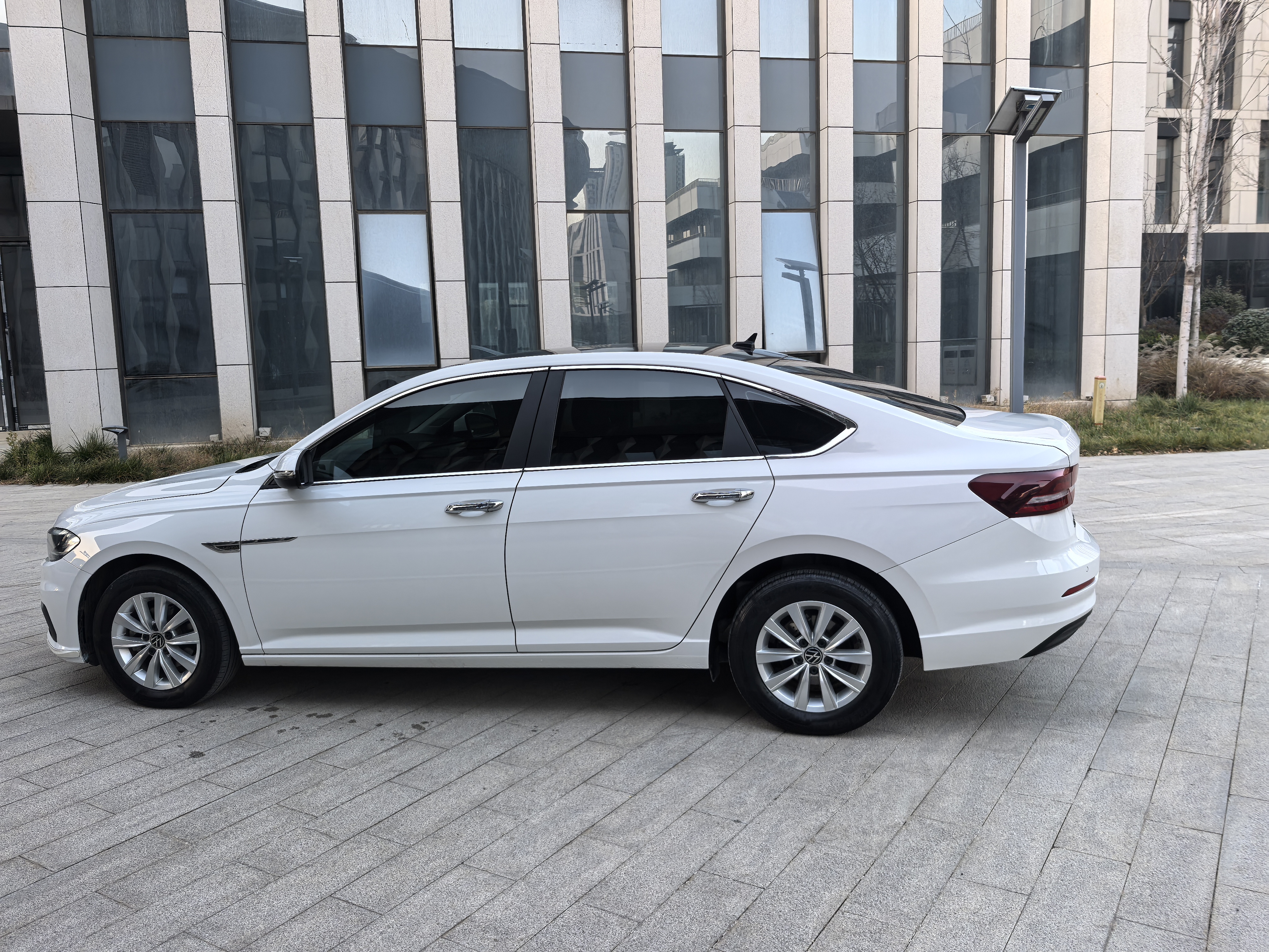 Volkswagen Lavida 2021 car image #15