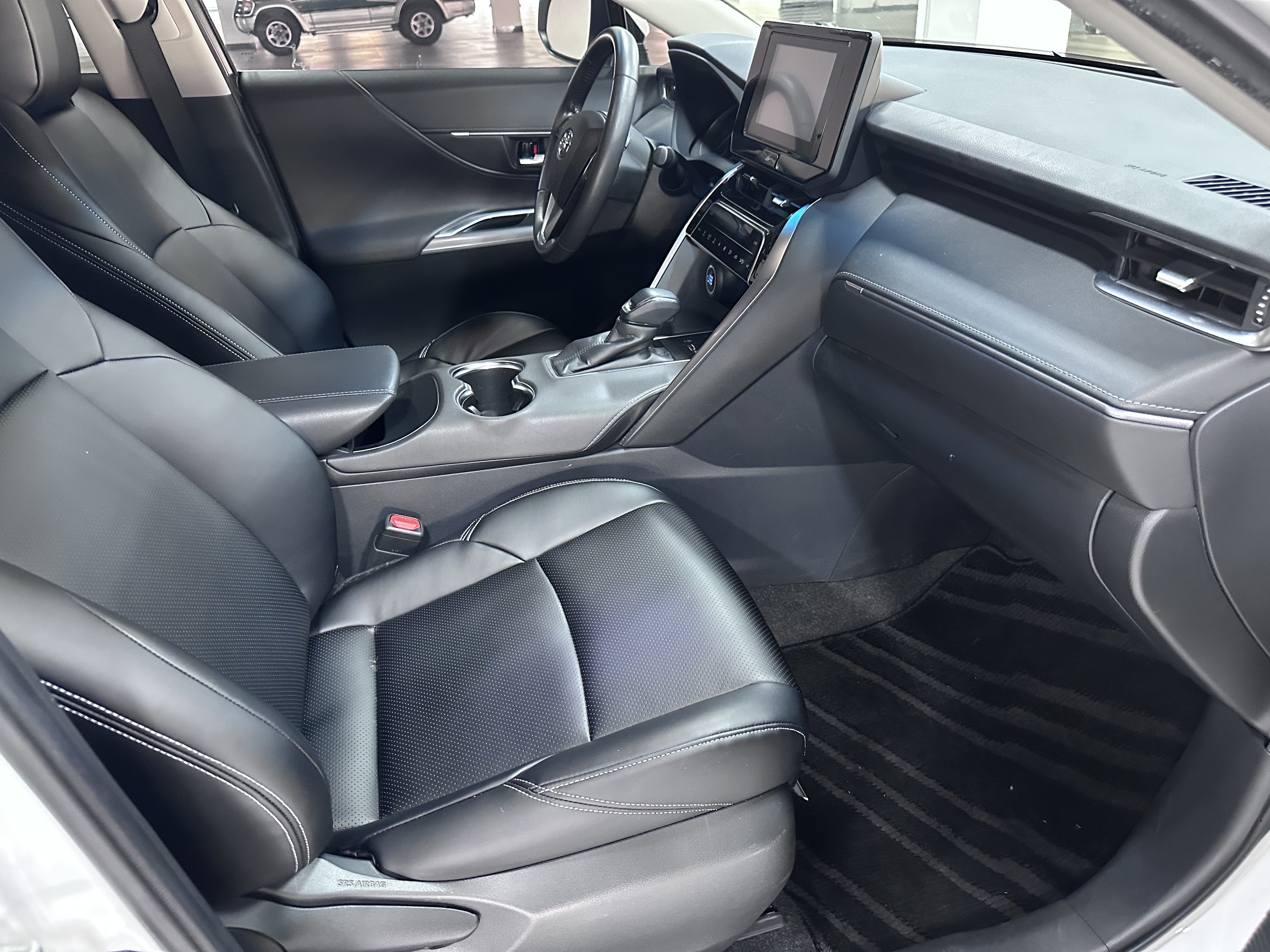 Toyota Harrier 2021 #15 Toyota Harrier 2021 car image #15