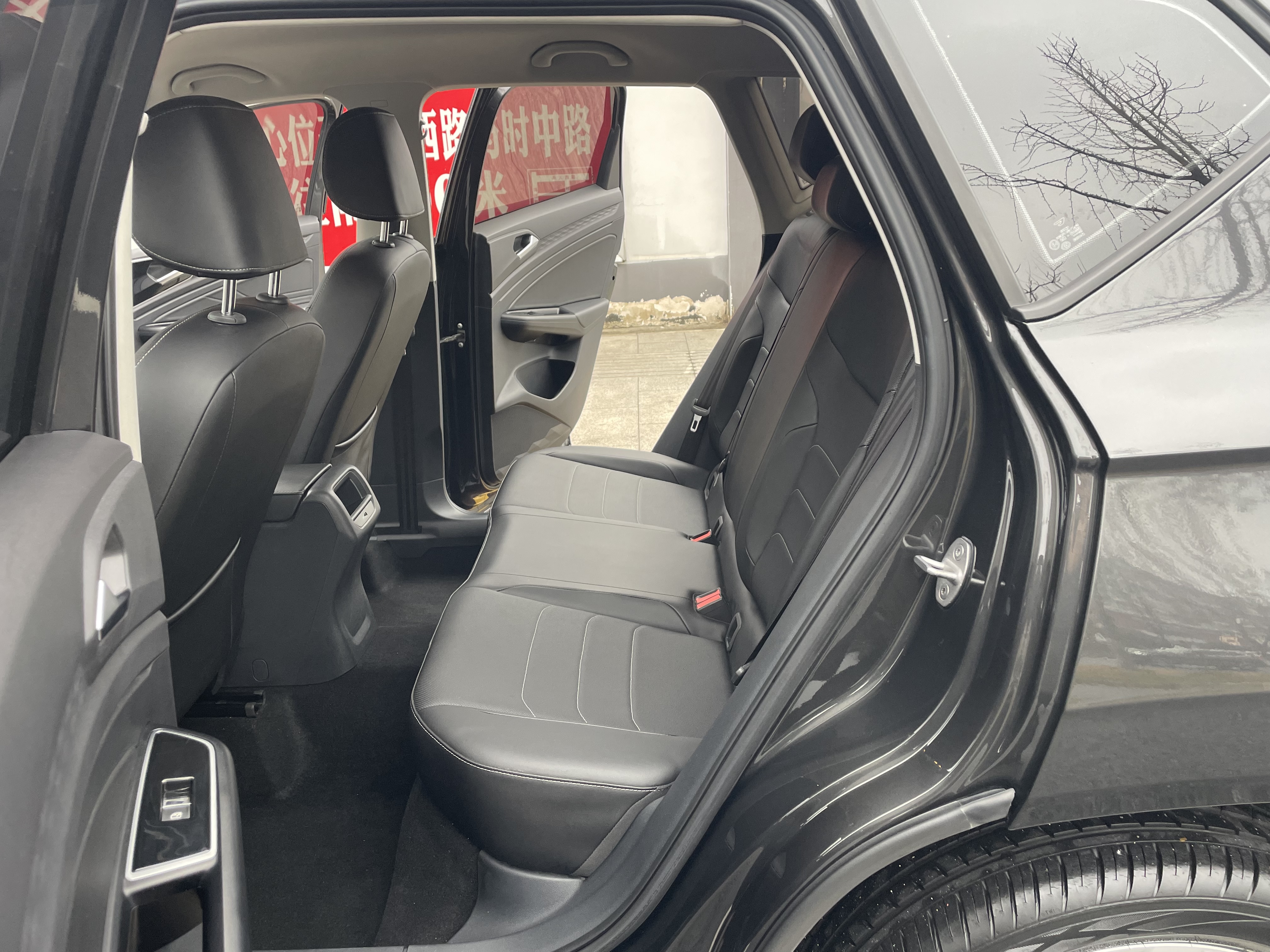 VS5 2022 car image #15