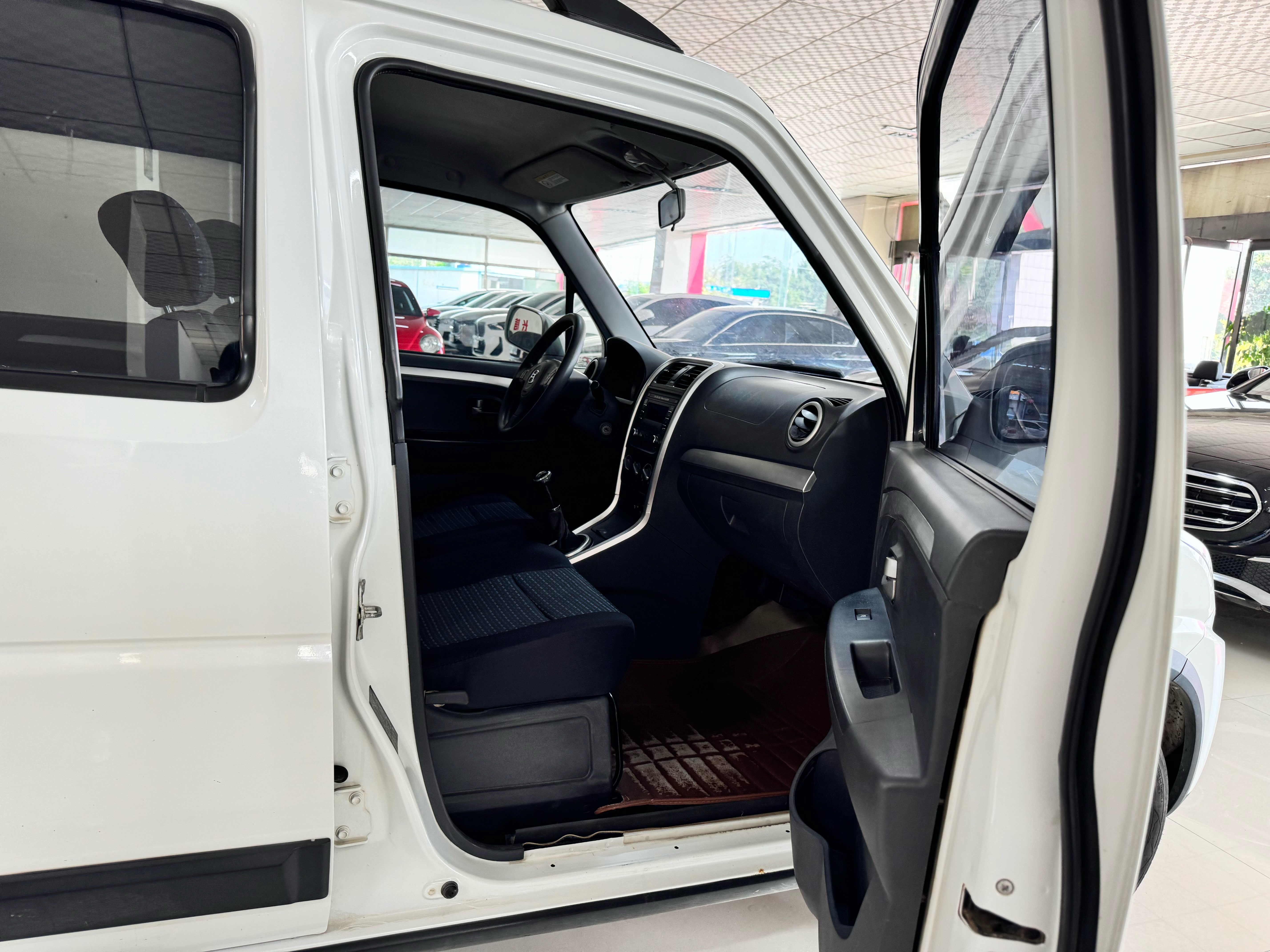 Suzuki 2015 #15 Suzuki 2015 immagine di auto #15