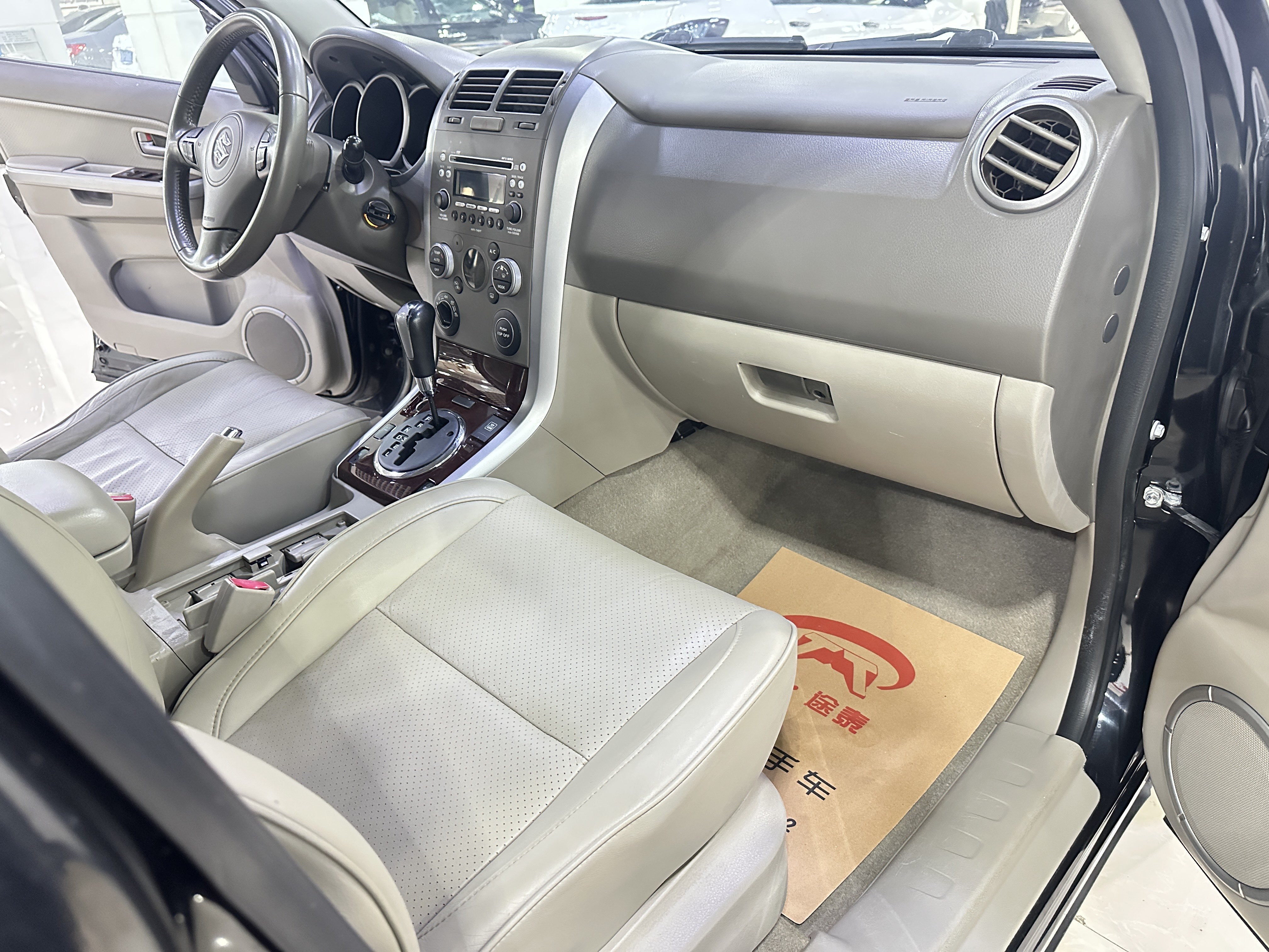 铃木 超级维特拉 2009 汽车图片 #15