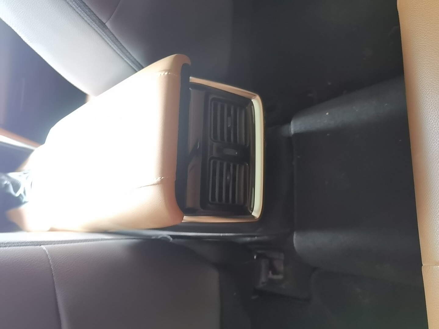 Toyota Venza 2022 car image #15