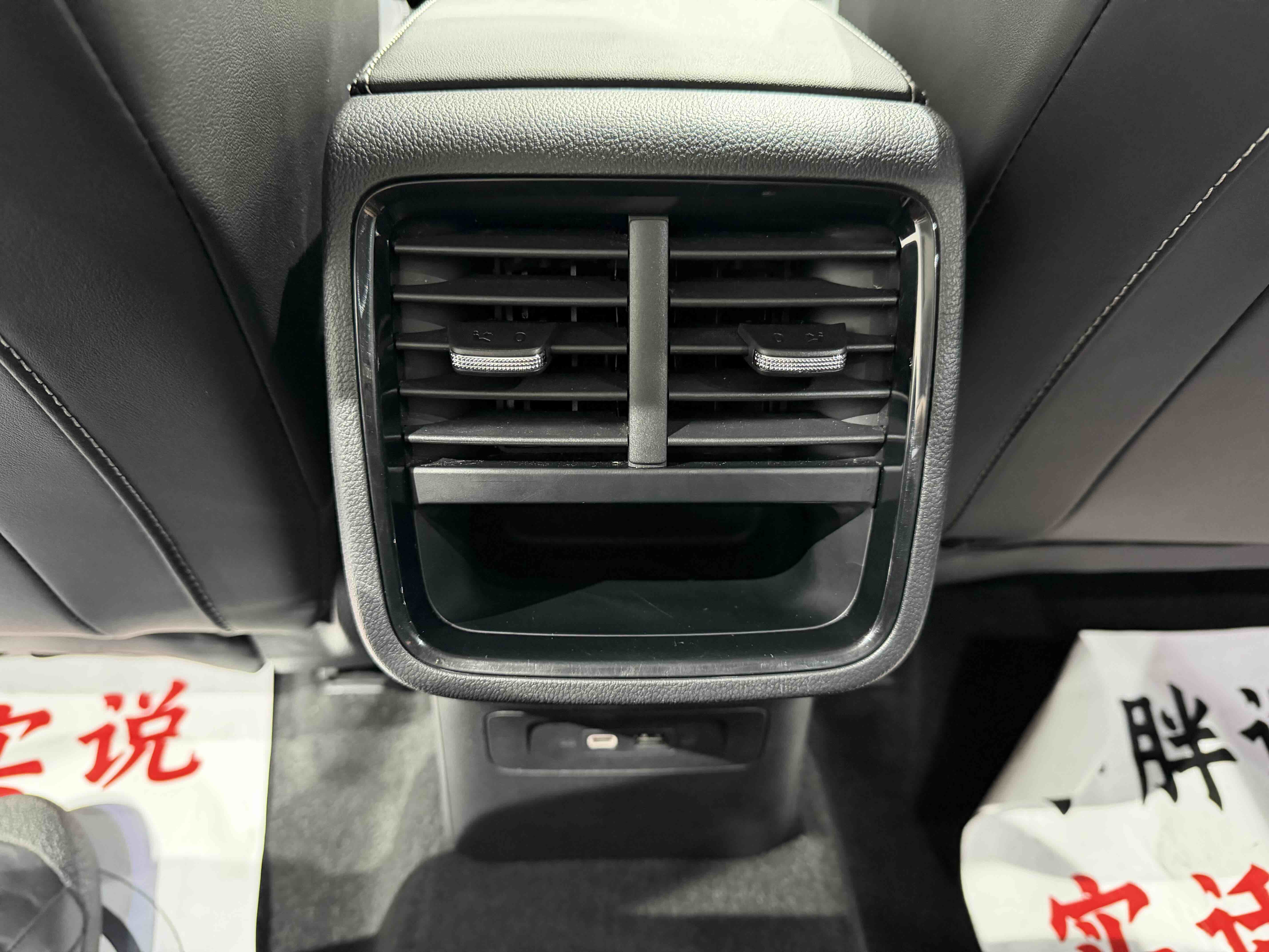 Skoda Octavia 2021 car image #15