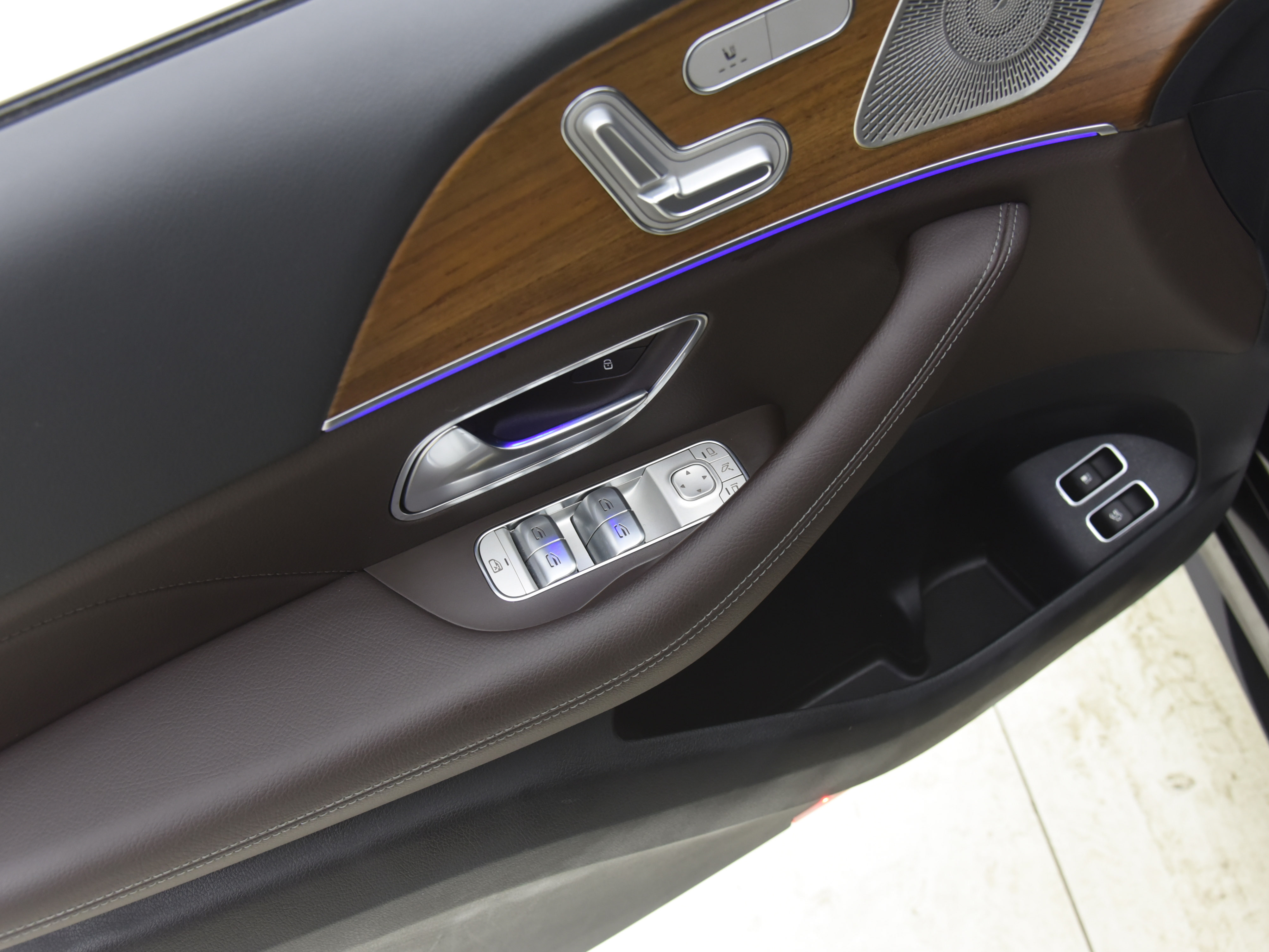 Mercedes-Benz GLE Class New Energy 2022 immagine di auto #15