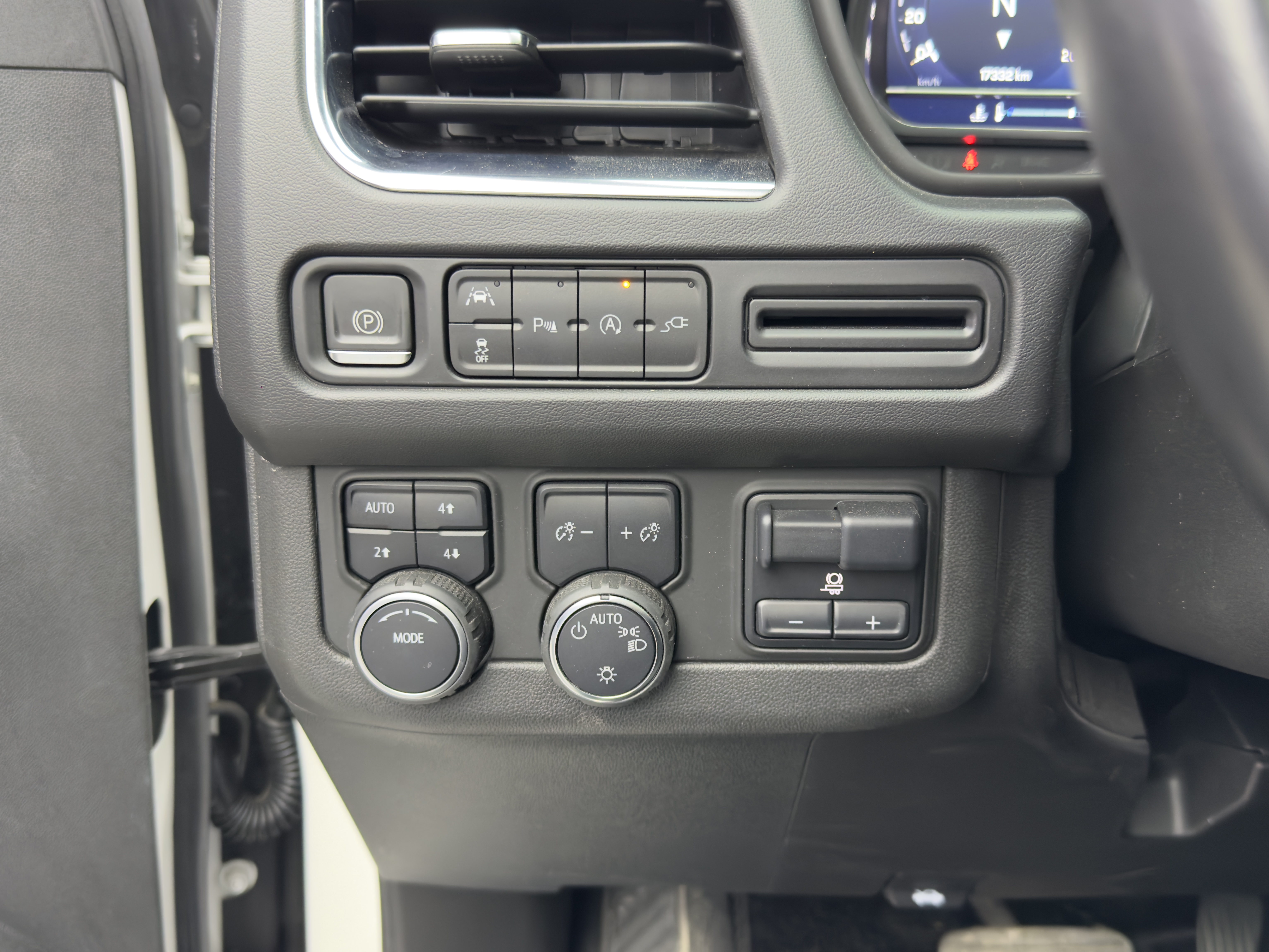 Chevrolet 2024 car image #15