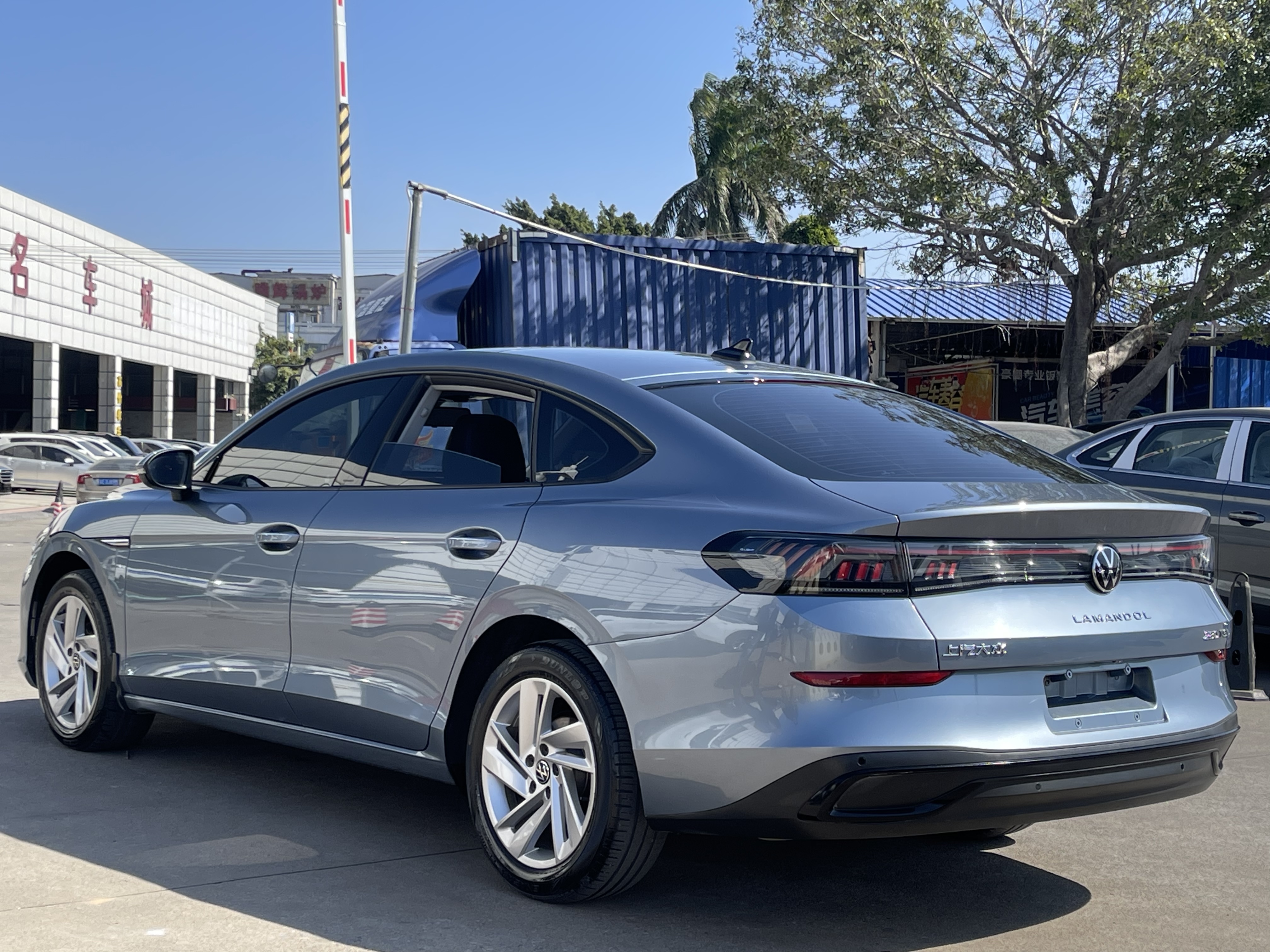 Volkswagen Lamando 2022 immagine di auto #15