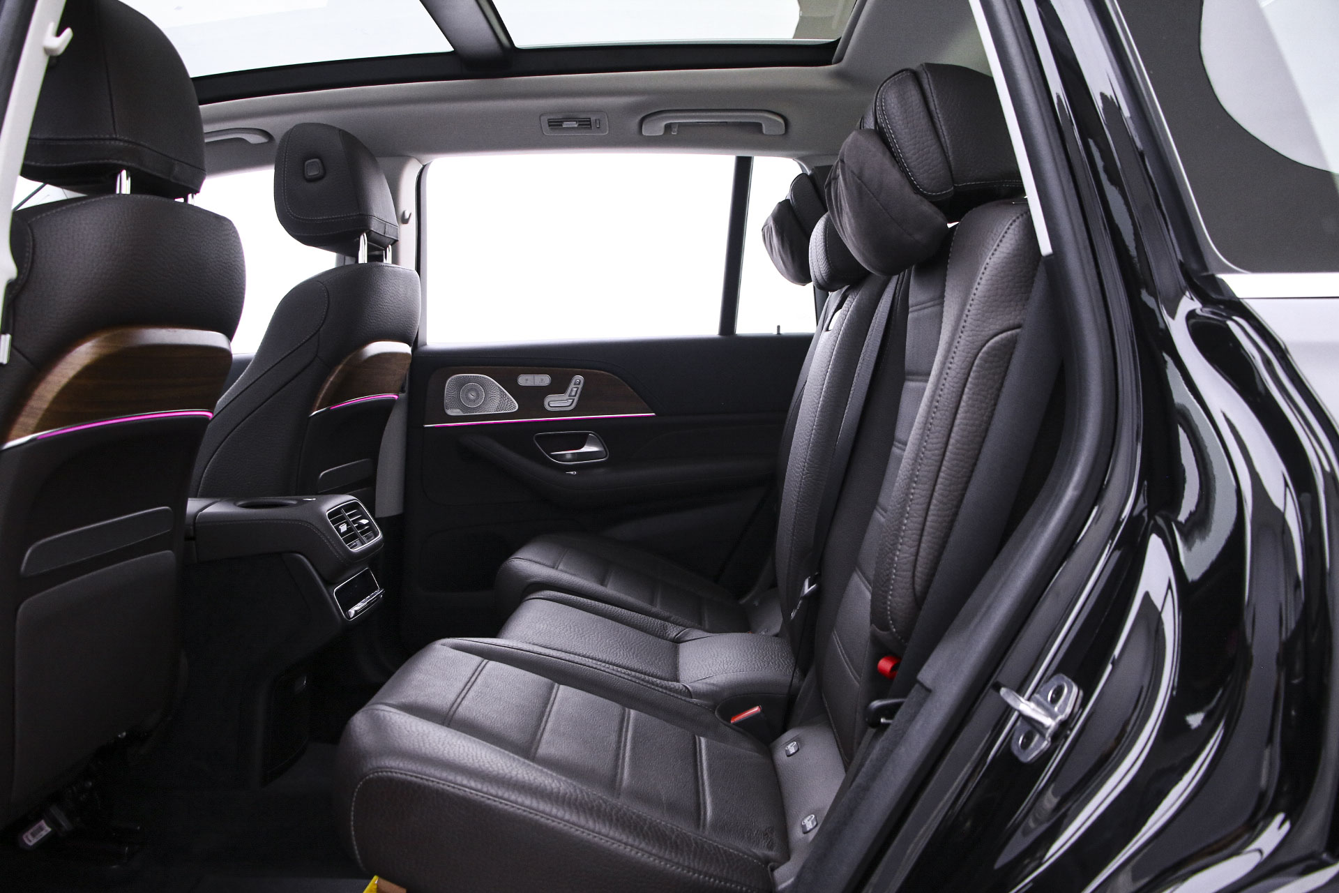 Mercedes-Benz GLS Class 2022 #15 Mercedes-Benz GLS Class 2022 car image #15