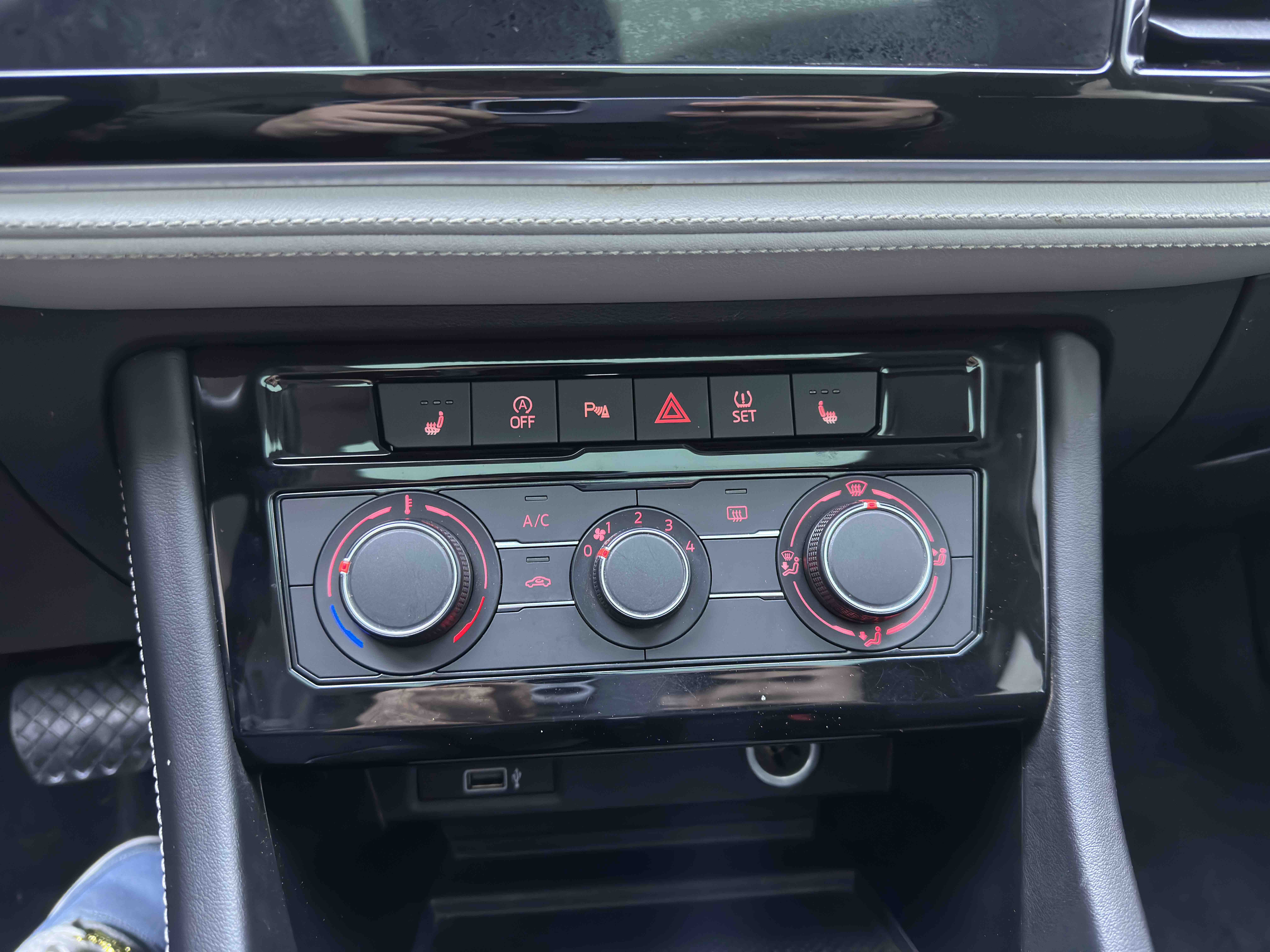 Jetta VS7 2023 car image #15