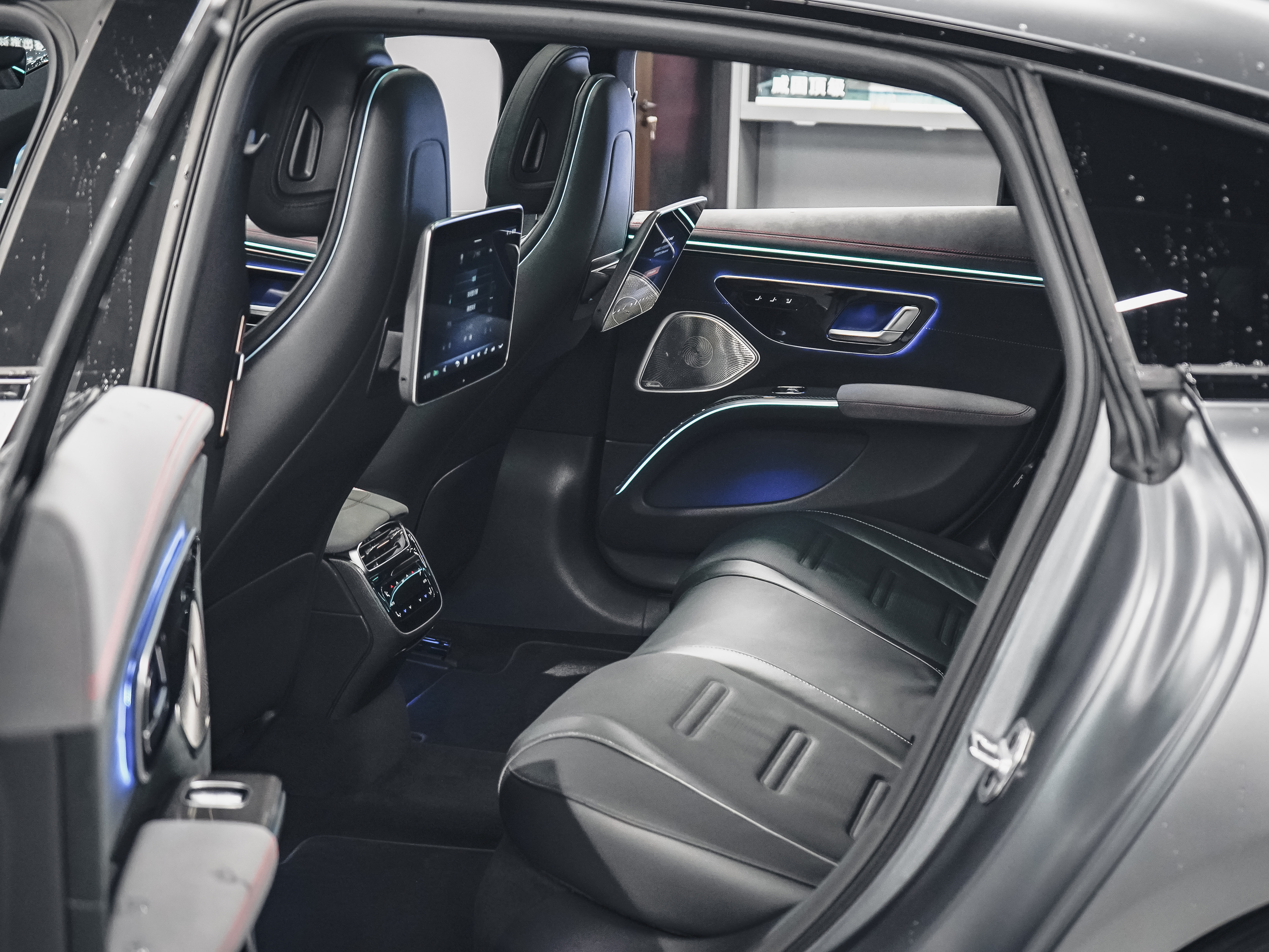 Mercedes-Benz EQS AMG 2024 imagen de coche #15