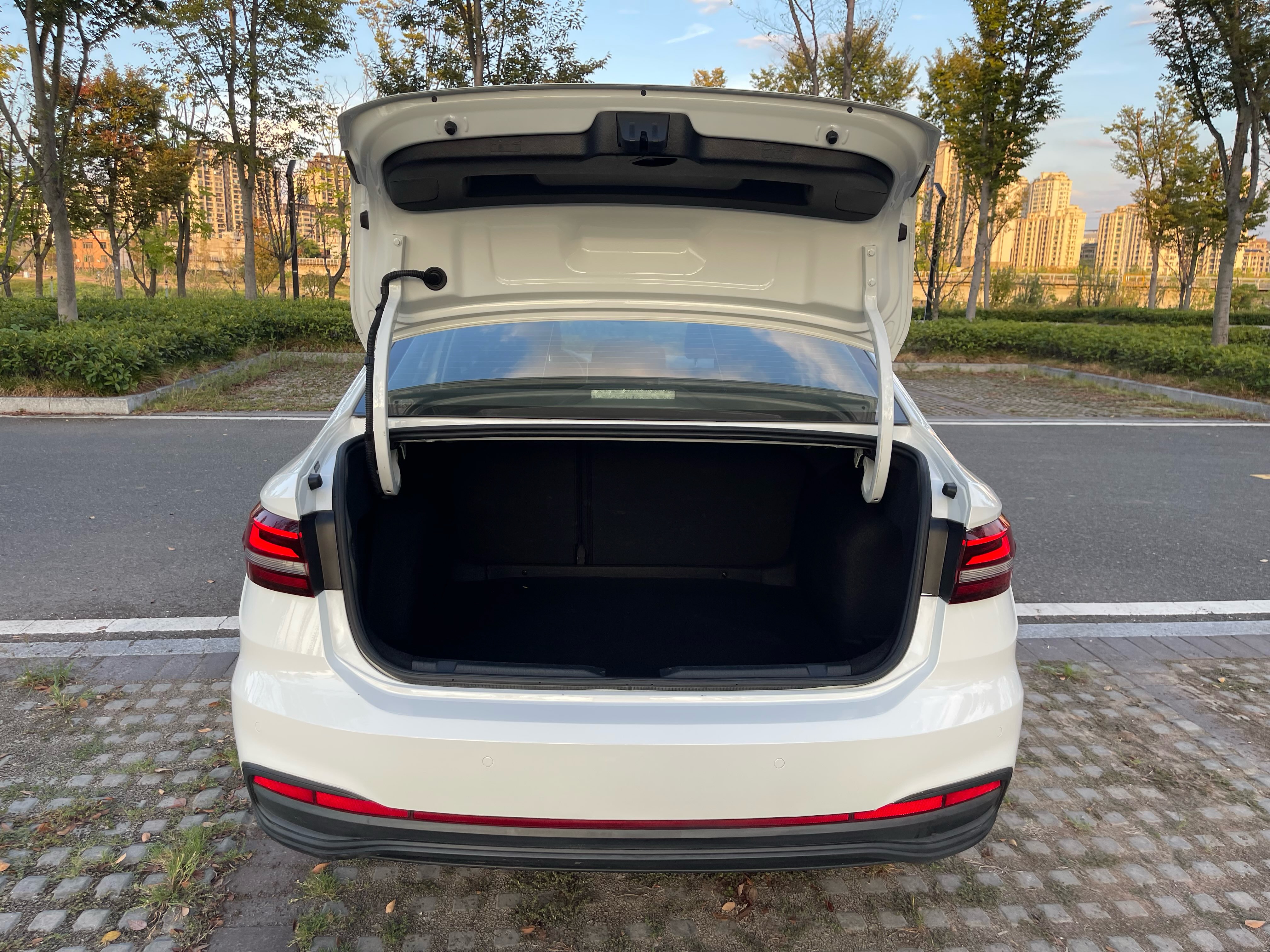 Volkswagen Lavida 2022 #15 Volkswagen Lavida 2022 car image #15