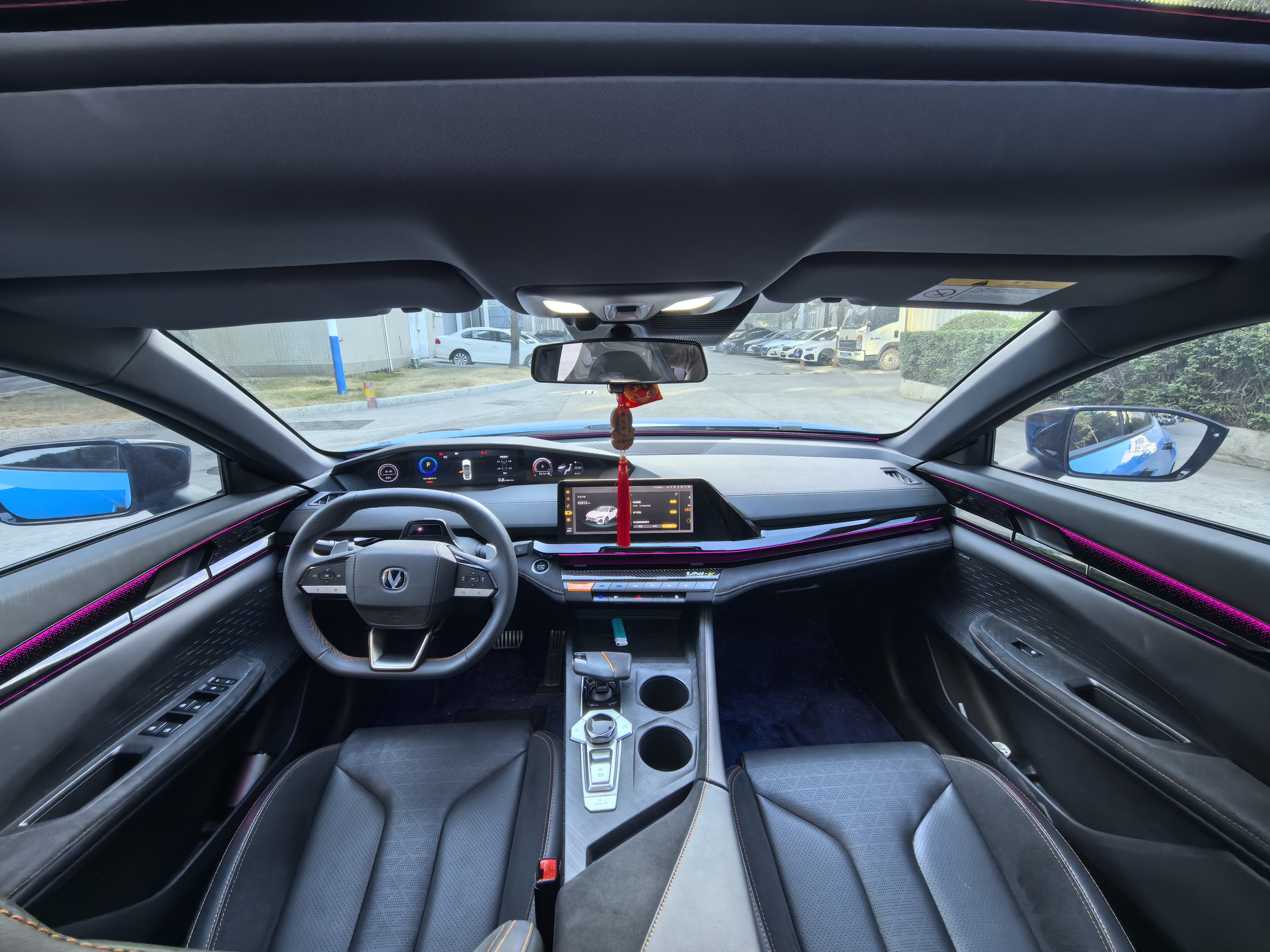 Changan UNI-V 2022 car image #15