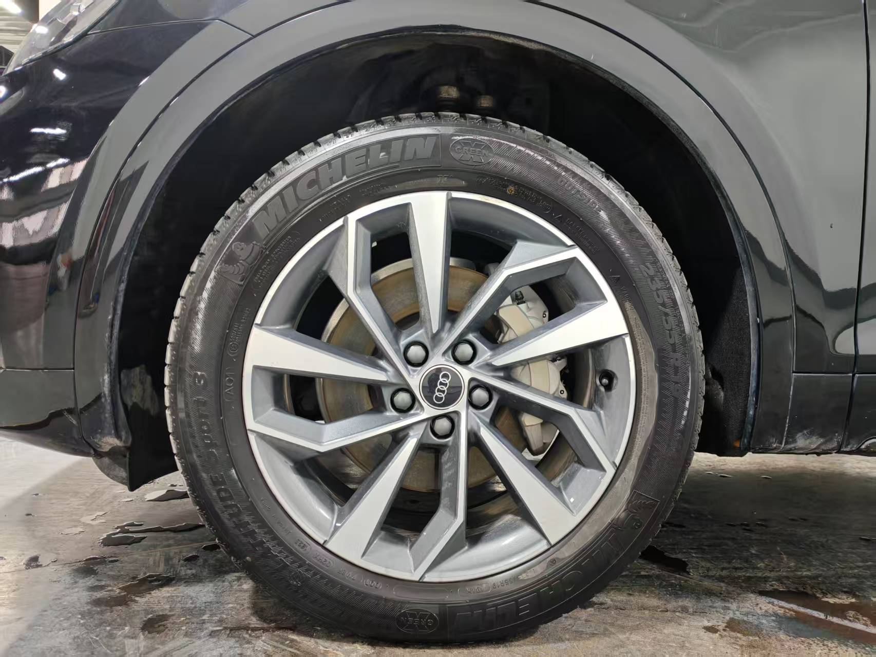 Audi Q5L 2023 car image #15