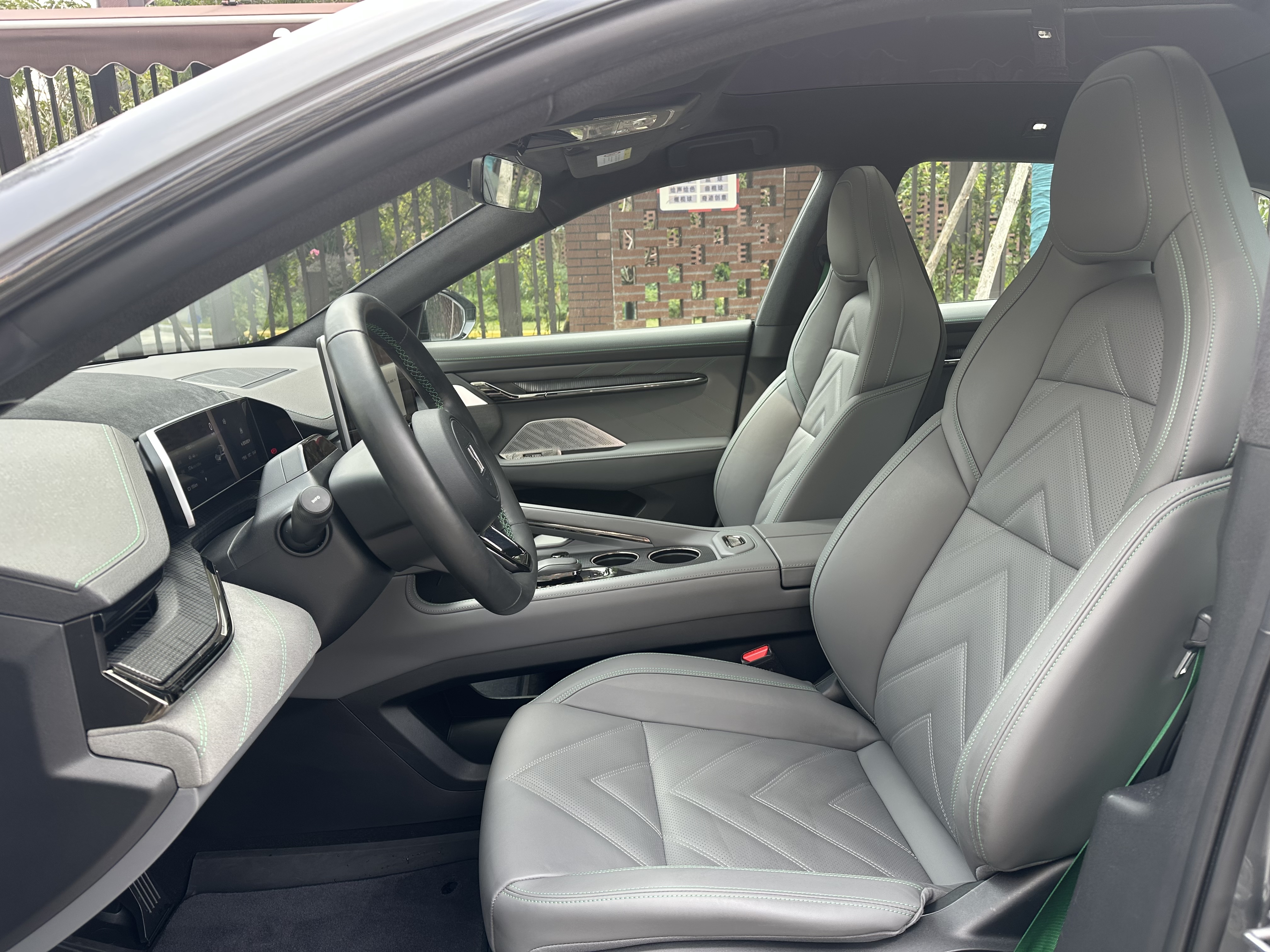 极氪 极氪001 2022 汽车图片 #15