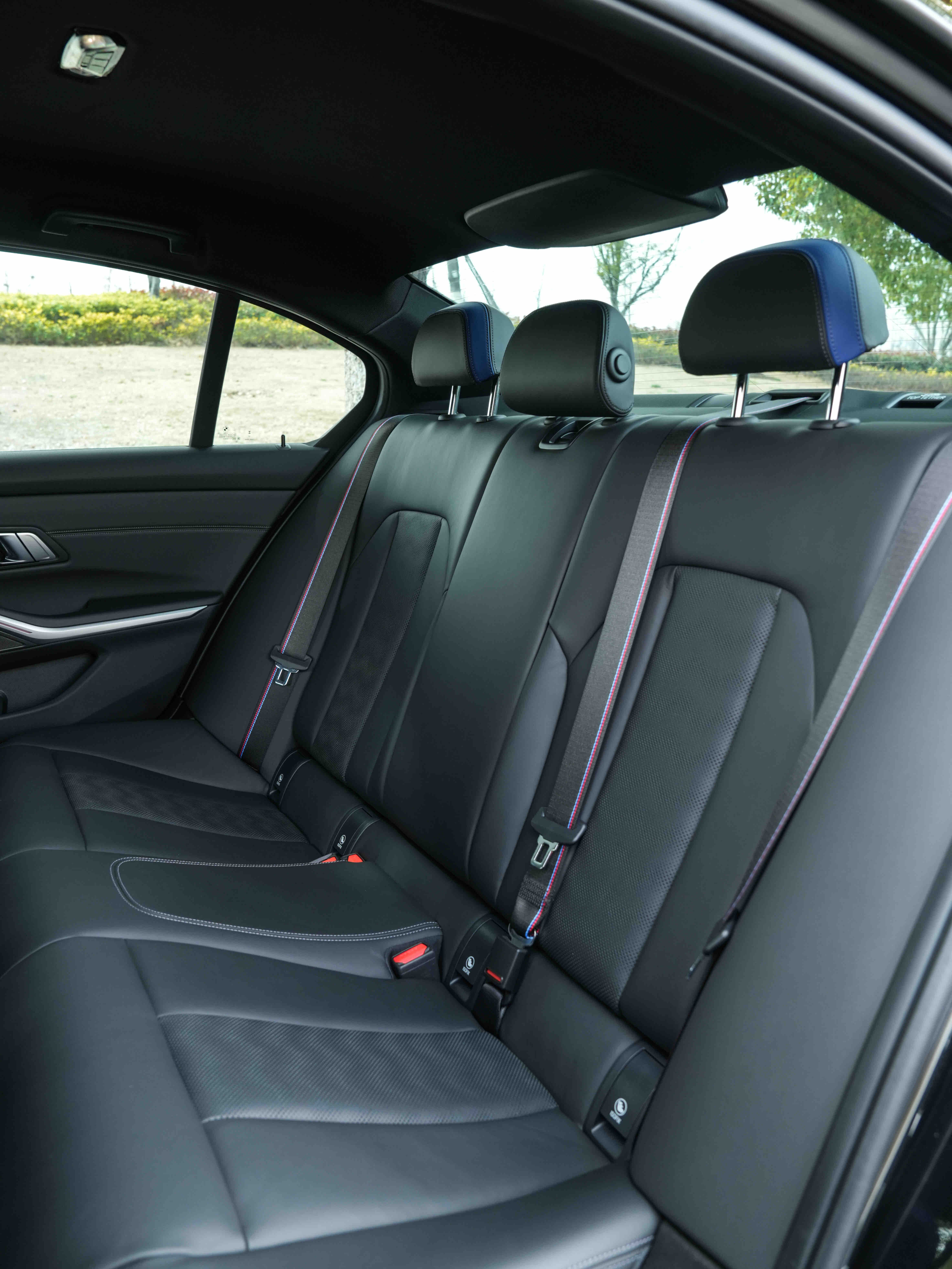 BMW M3 2024 immagine di auto #15