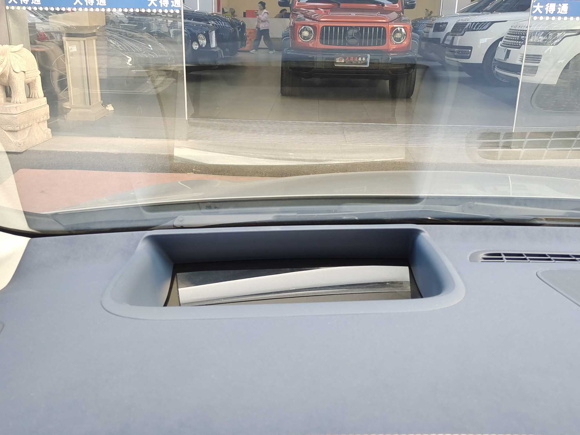 Mercedes-Benz EQE Class 2025 #15 Mercedes-Benz EQE Class 2025 car image #15