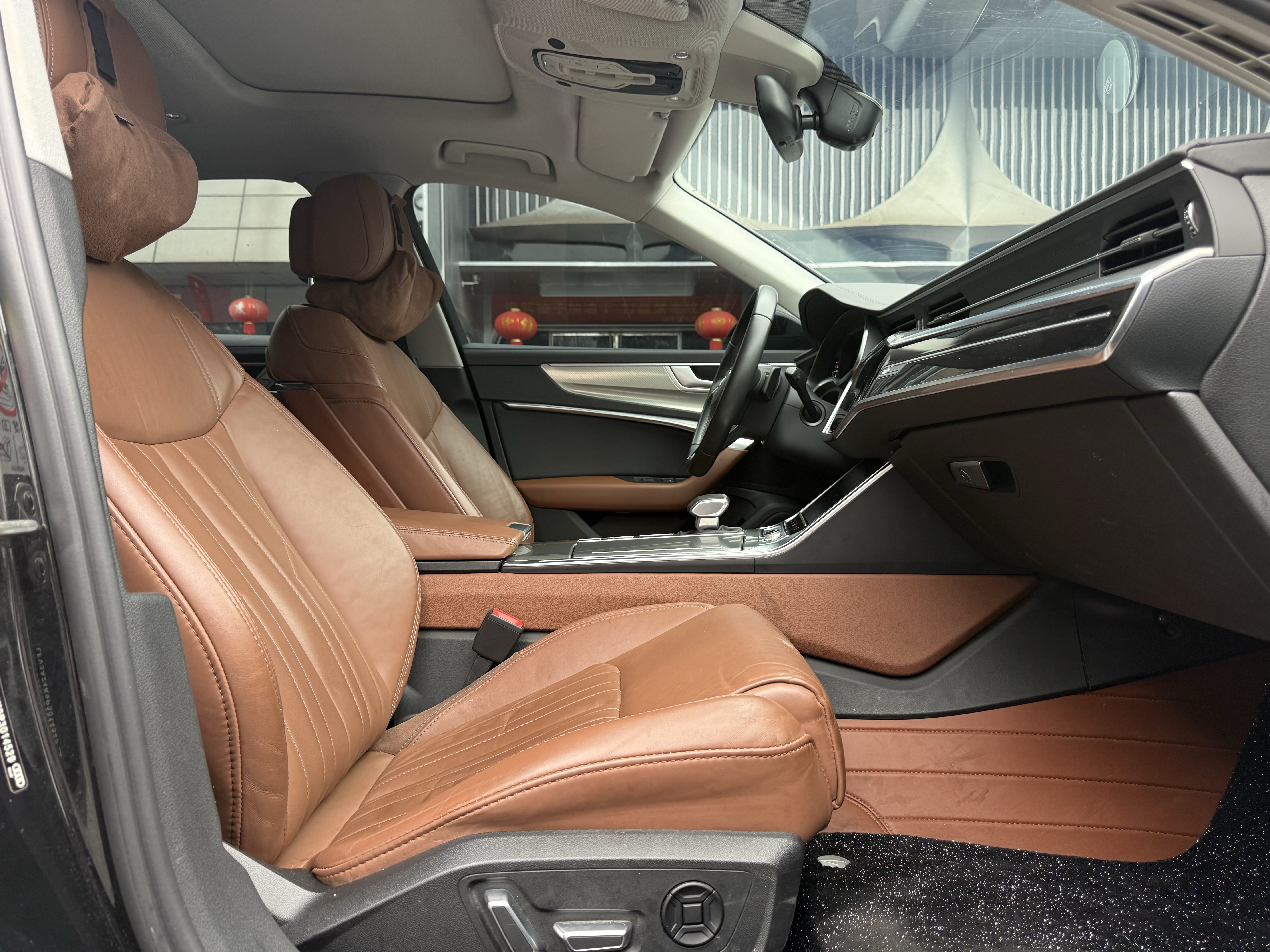 Audi A6L 2023 car image #15