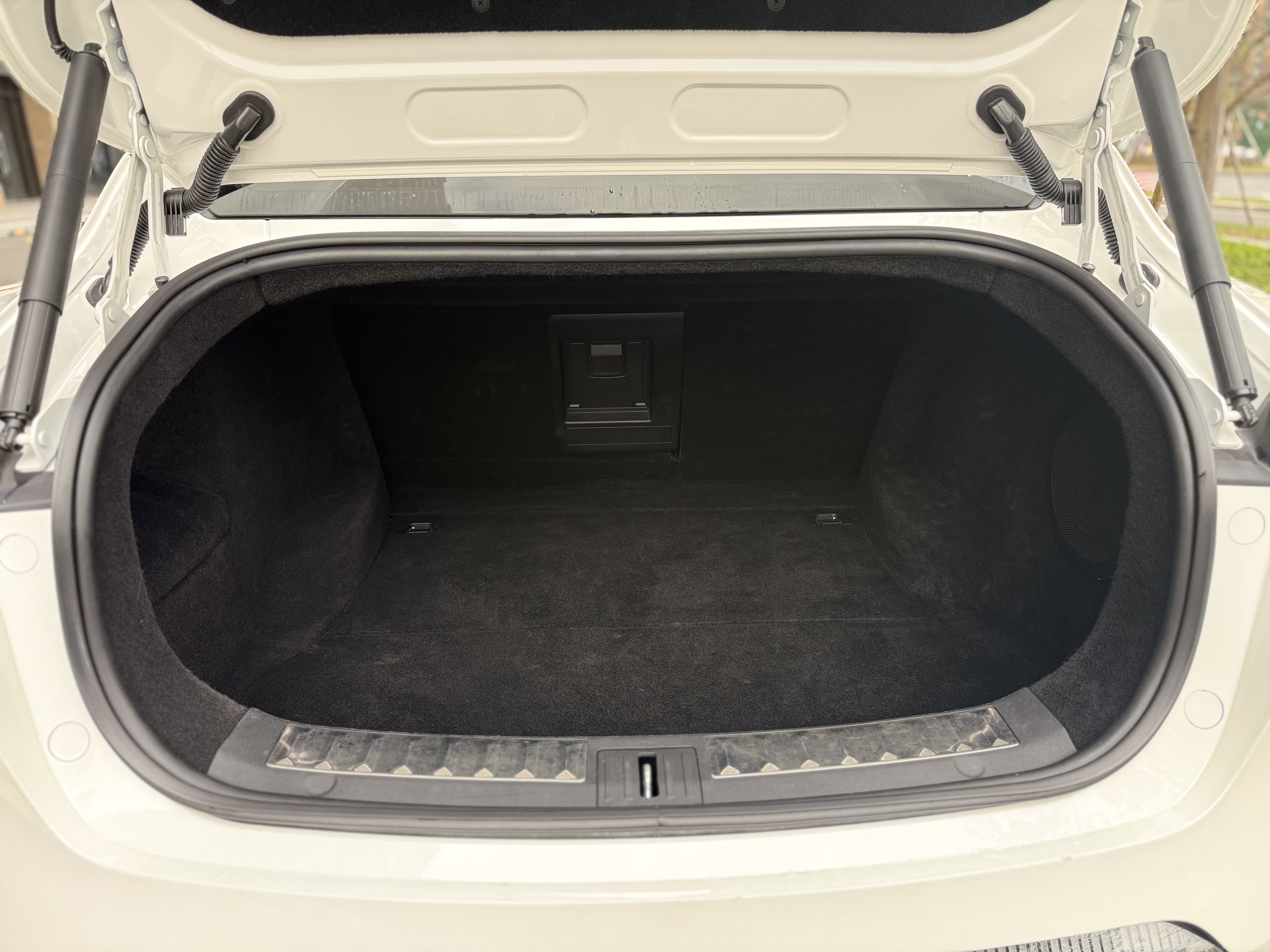 Avatr 11 2023 immagine di auto #15