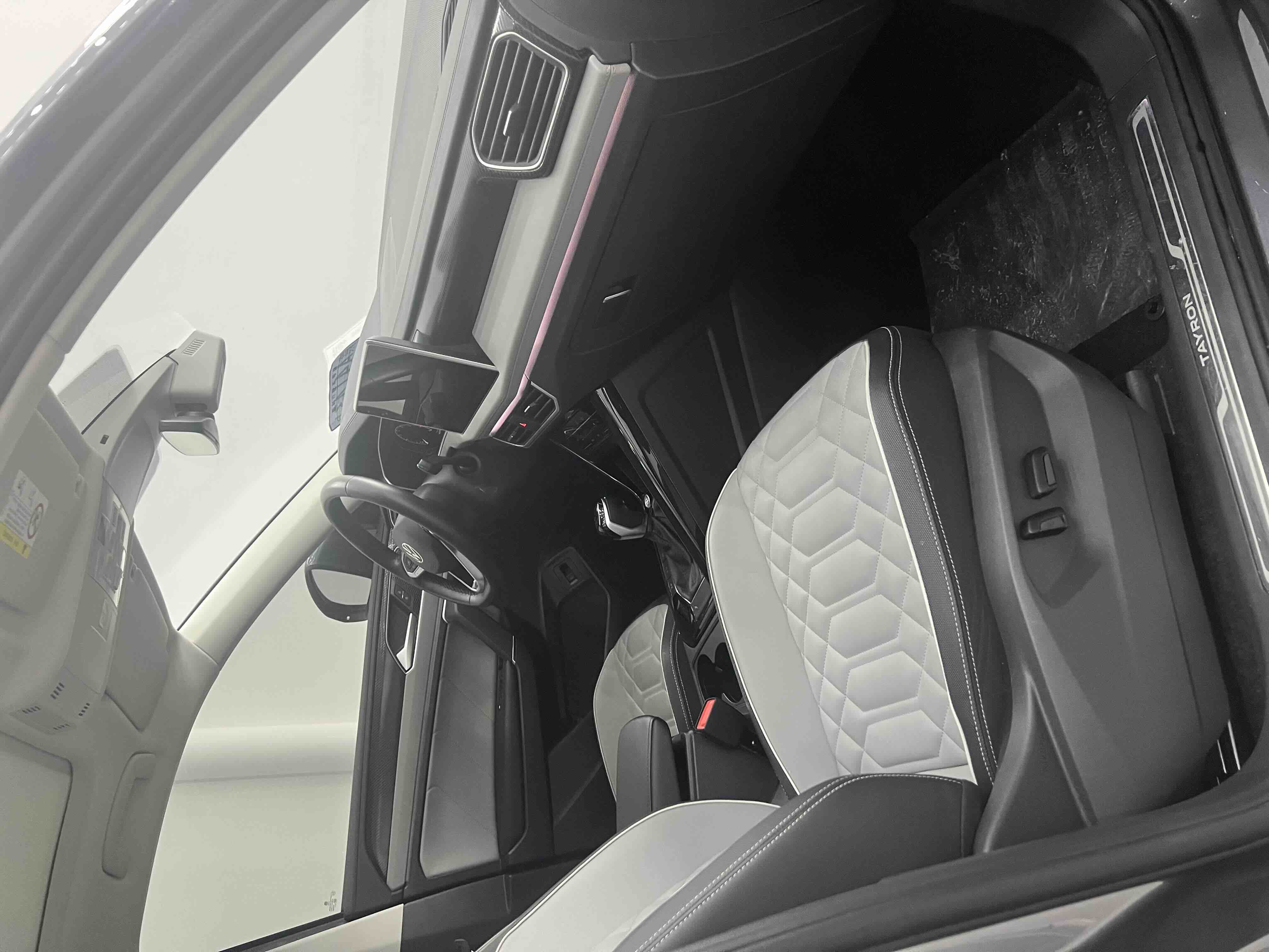 Volkswagen Tayron 2023 car image #15