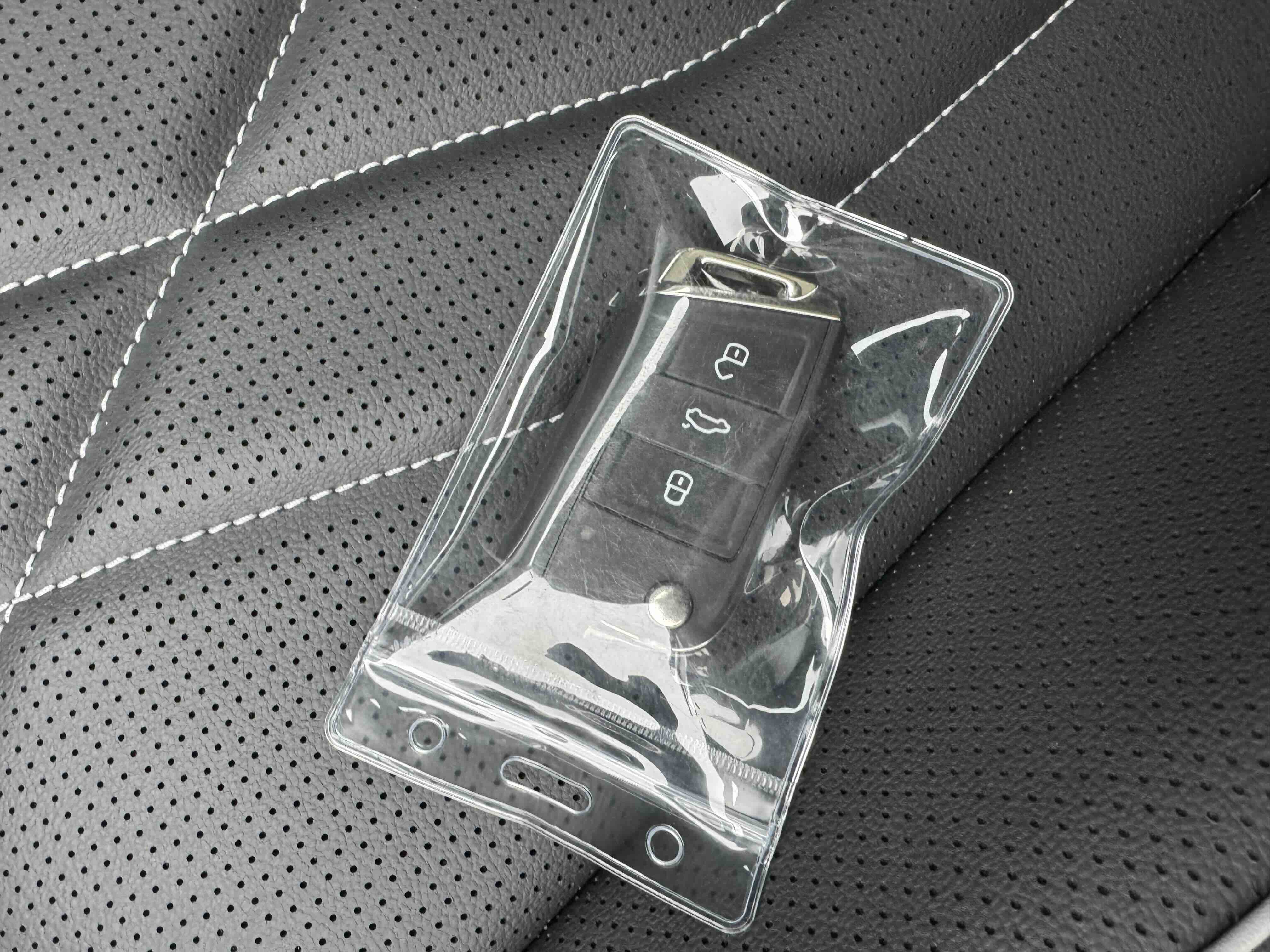 Volkswagen Tiguan L New Energy 2025 car image #15