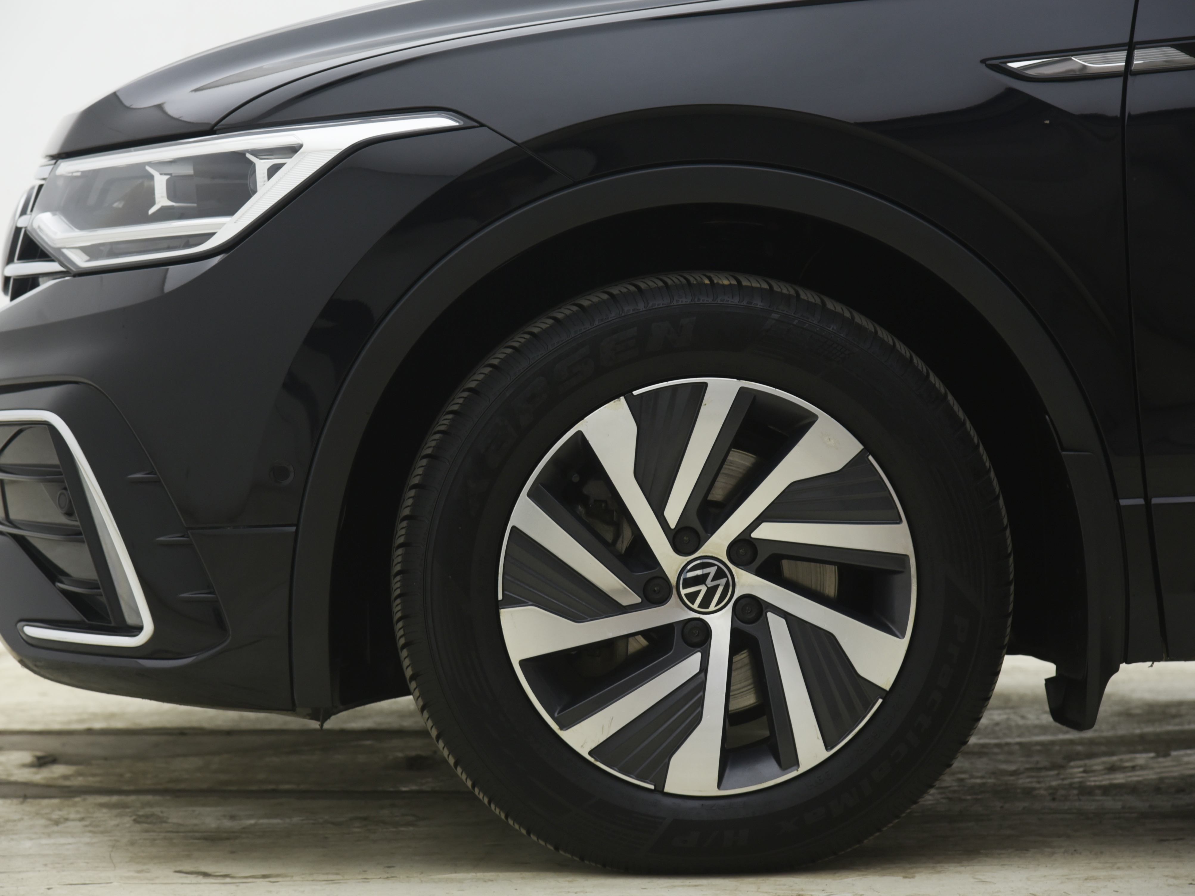 Volkswagen Tiguan L New Energy 2023 car image #15