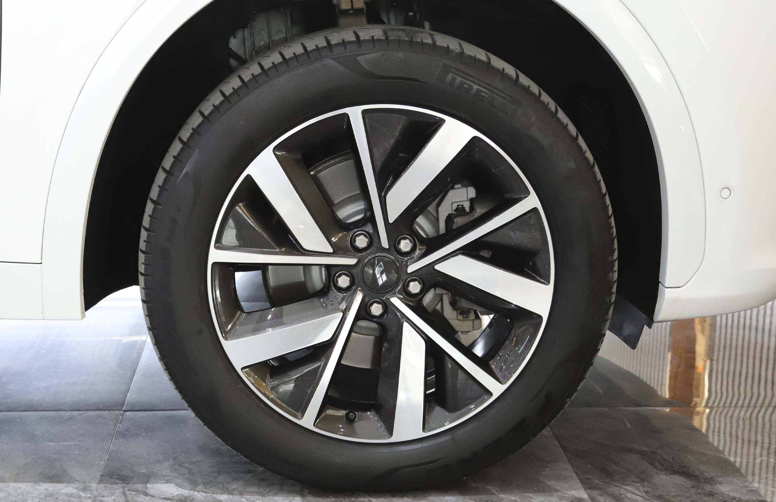 Li L7 2024 image de voiture #15