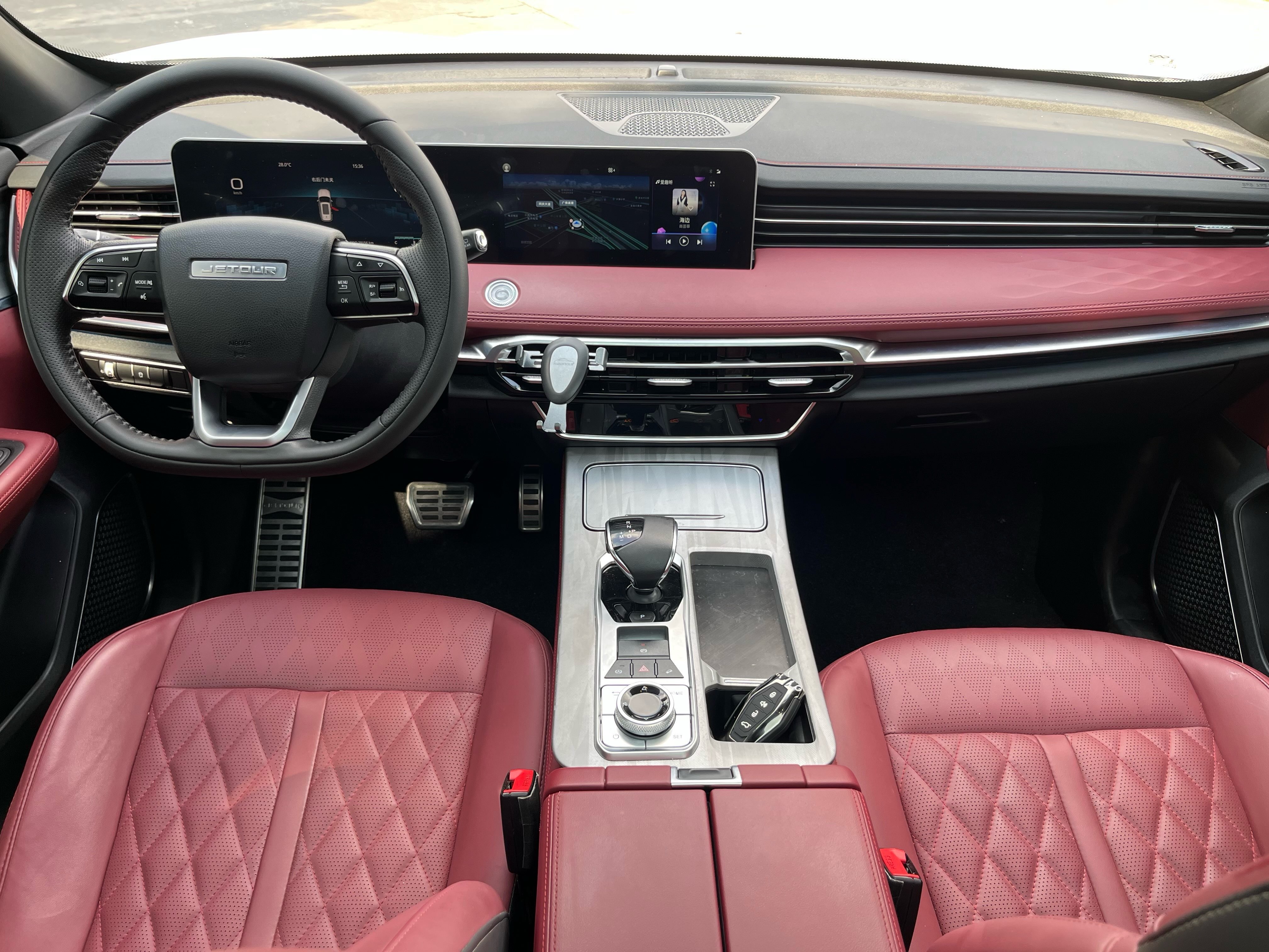 Jetour X70 PLUS 2023 car image #15