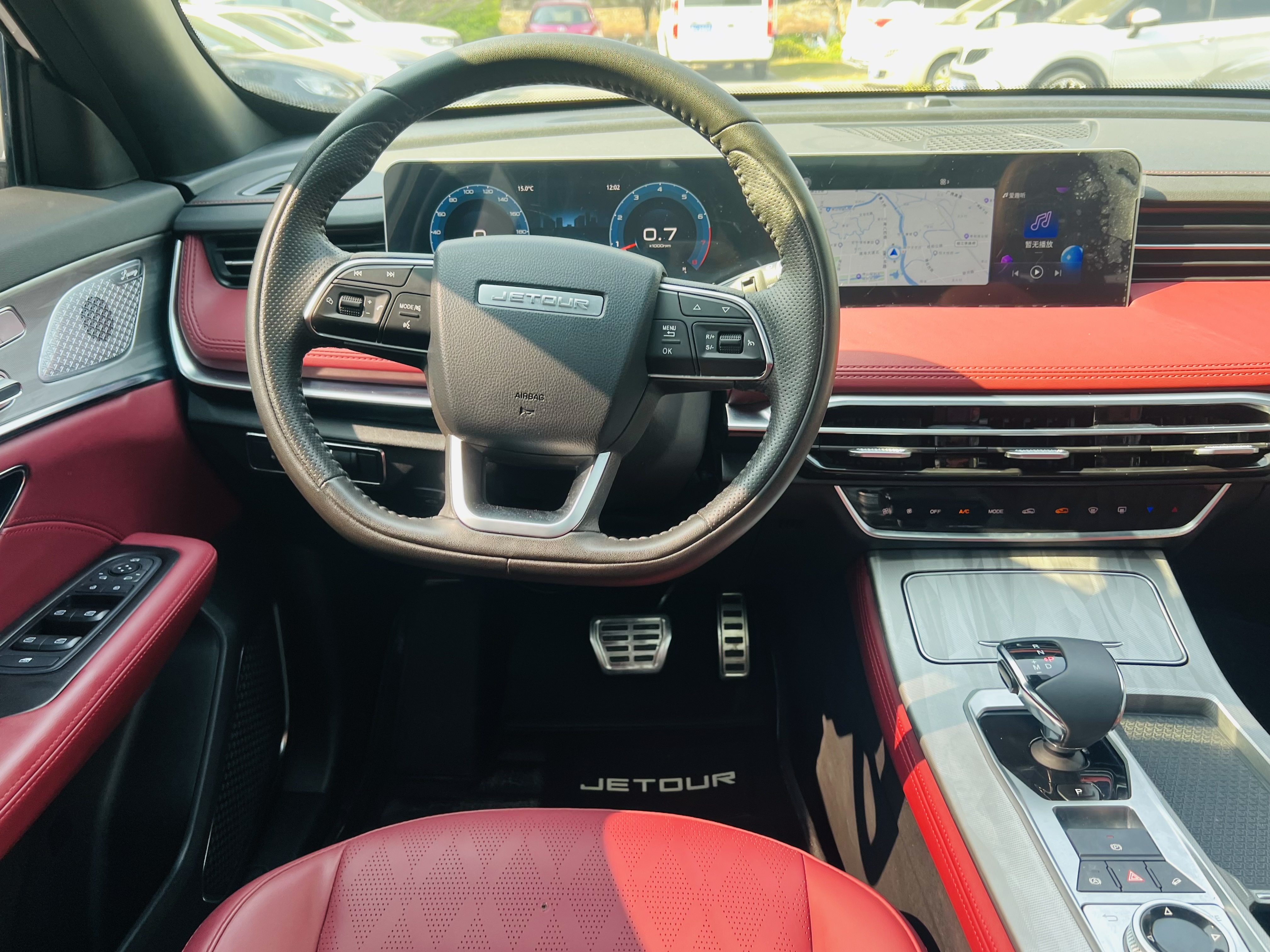 X70 PLUS 2023 car image #15