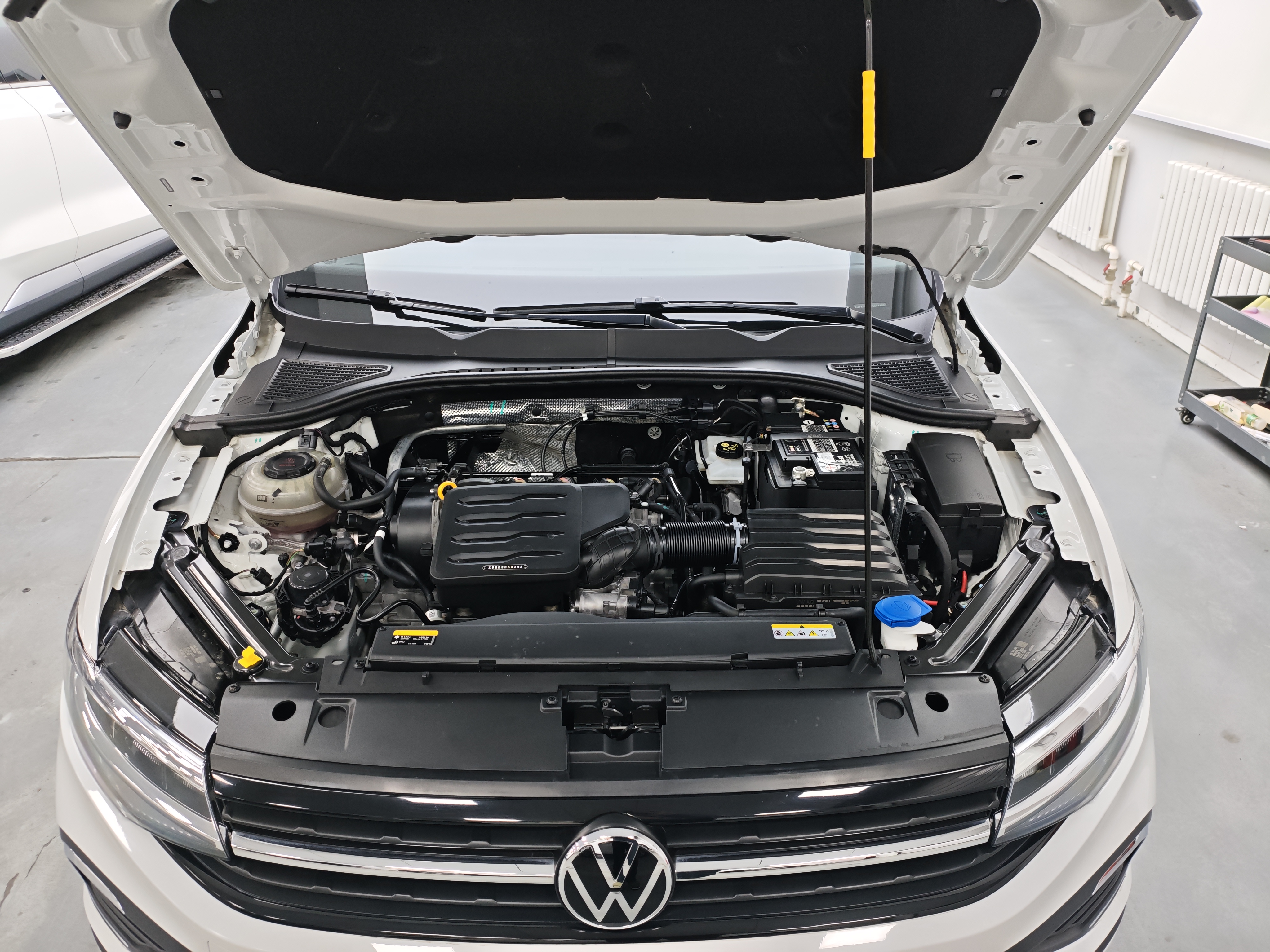 Volkswagen Bora 2023 car image #15