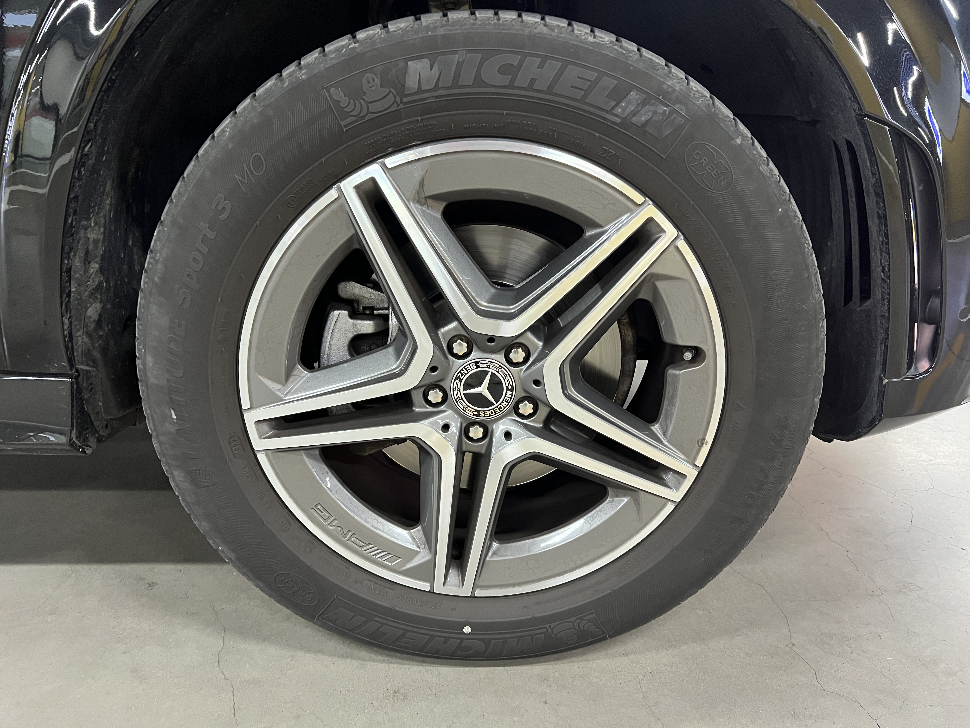 Mercedes-Benz GLE Class 2023 #15 Mercedes-Benz GLE Class 2023 car image #15