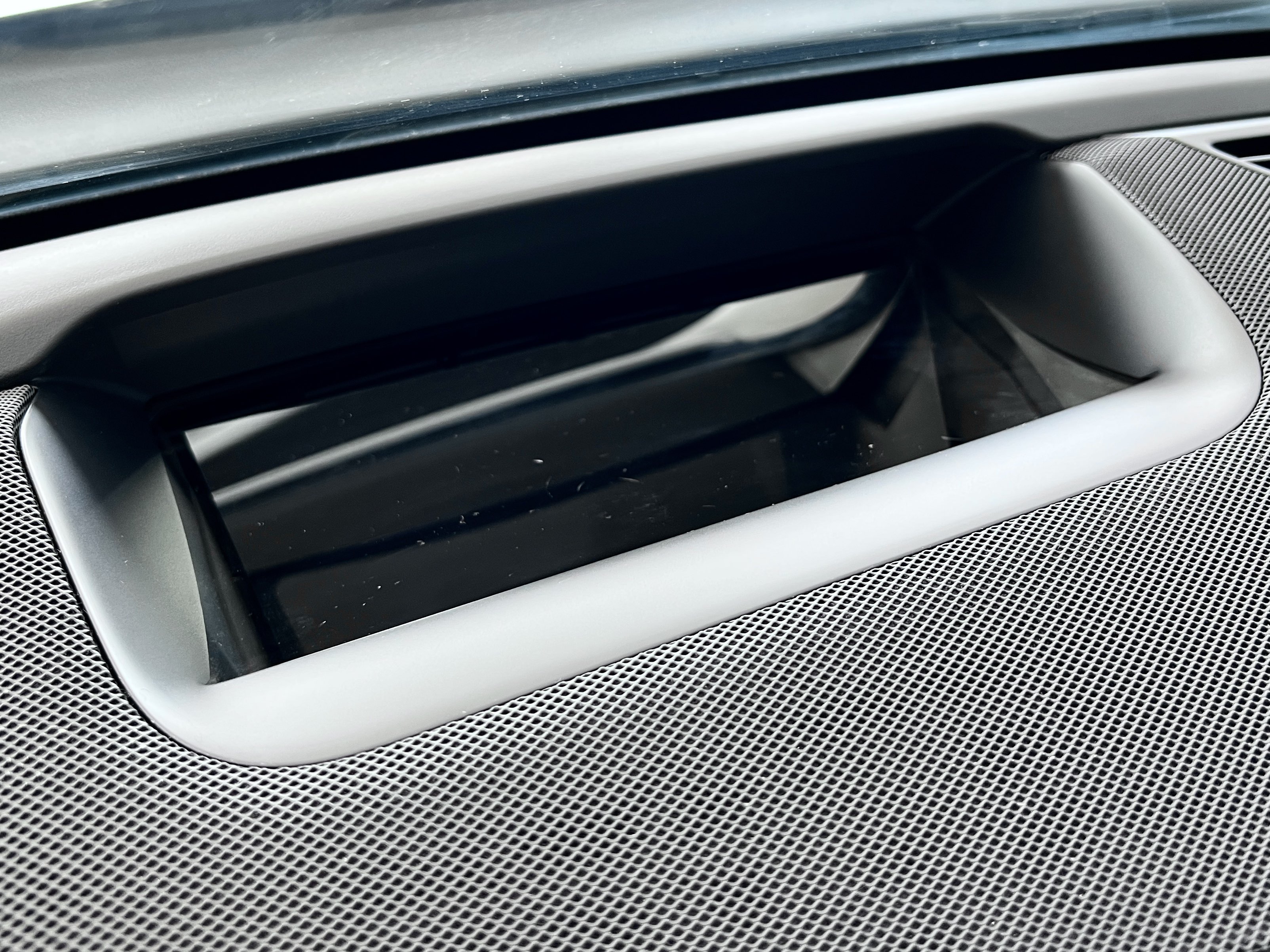 Mercedes-Benz GLS Class 2023 car image #15