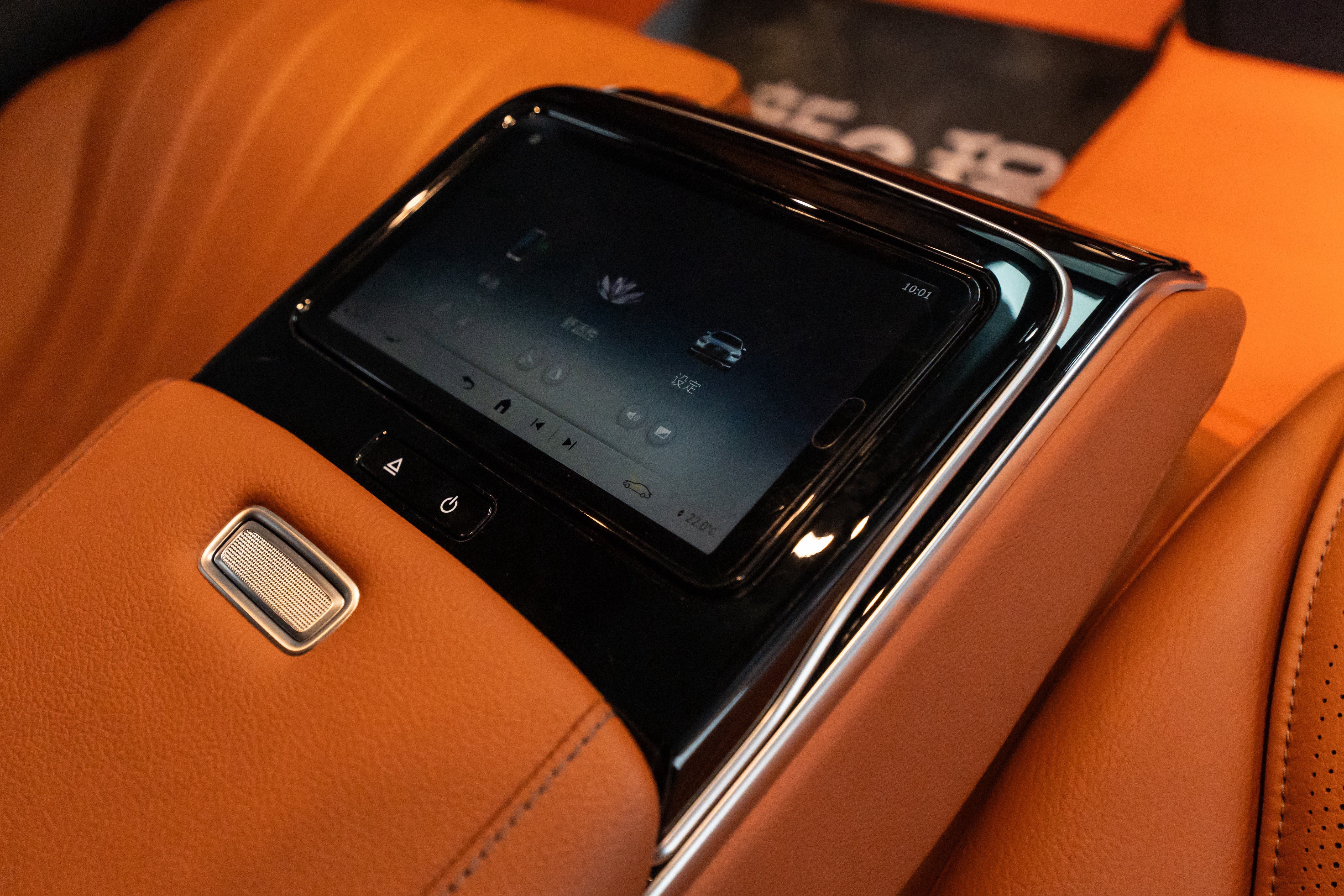 Mercedes-Benz S Class 2023 immagine di auto #15