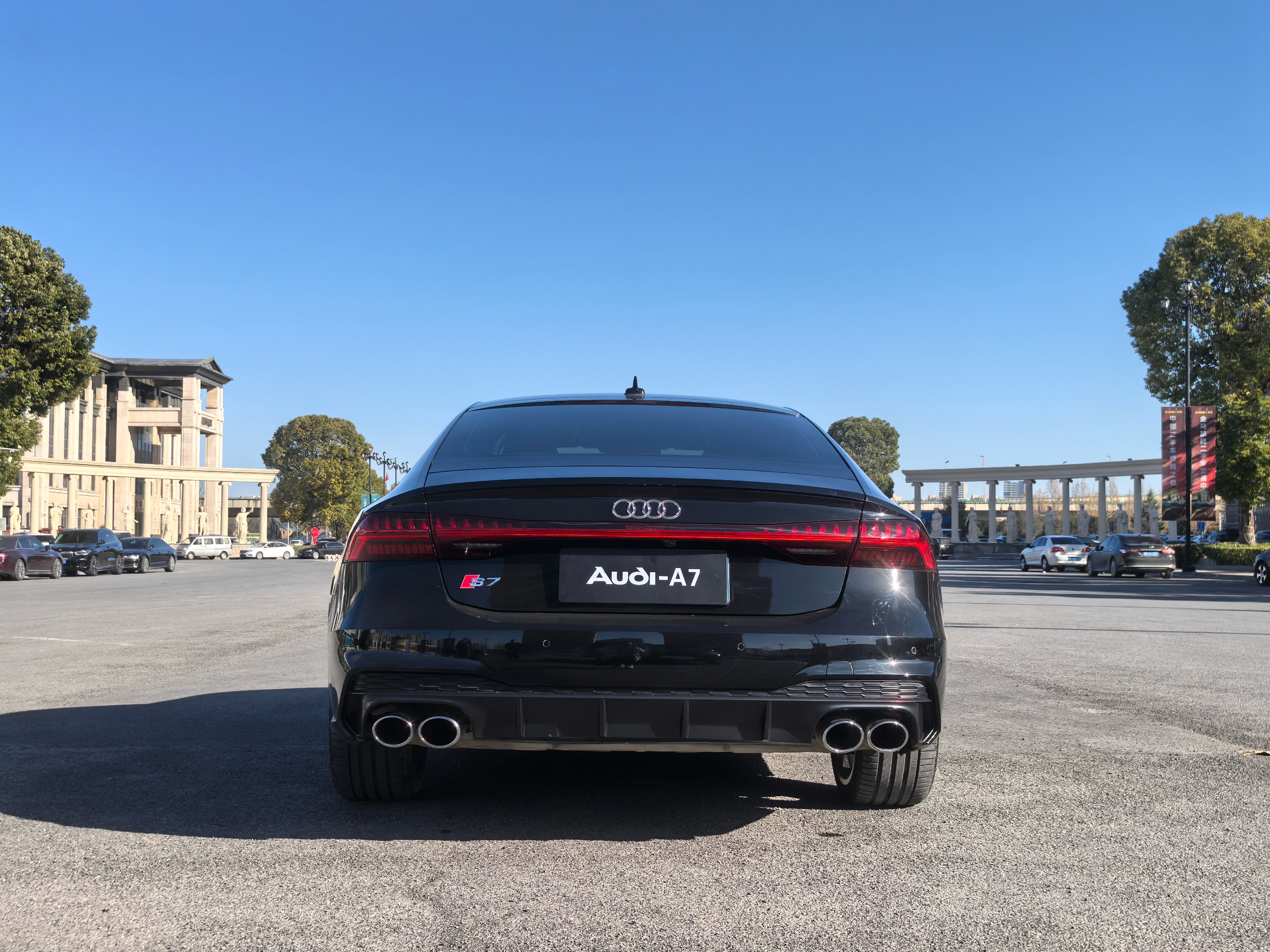 Audi S7 2023 car image #15